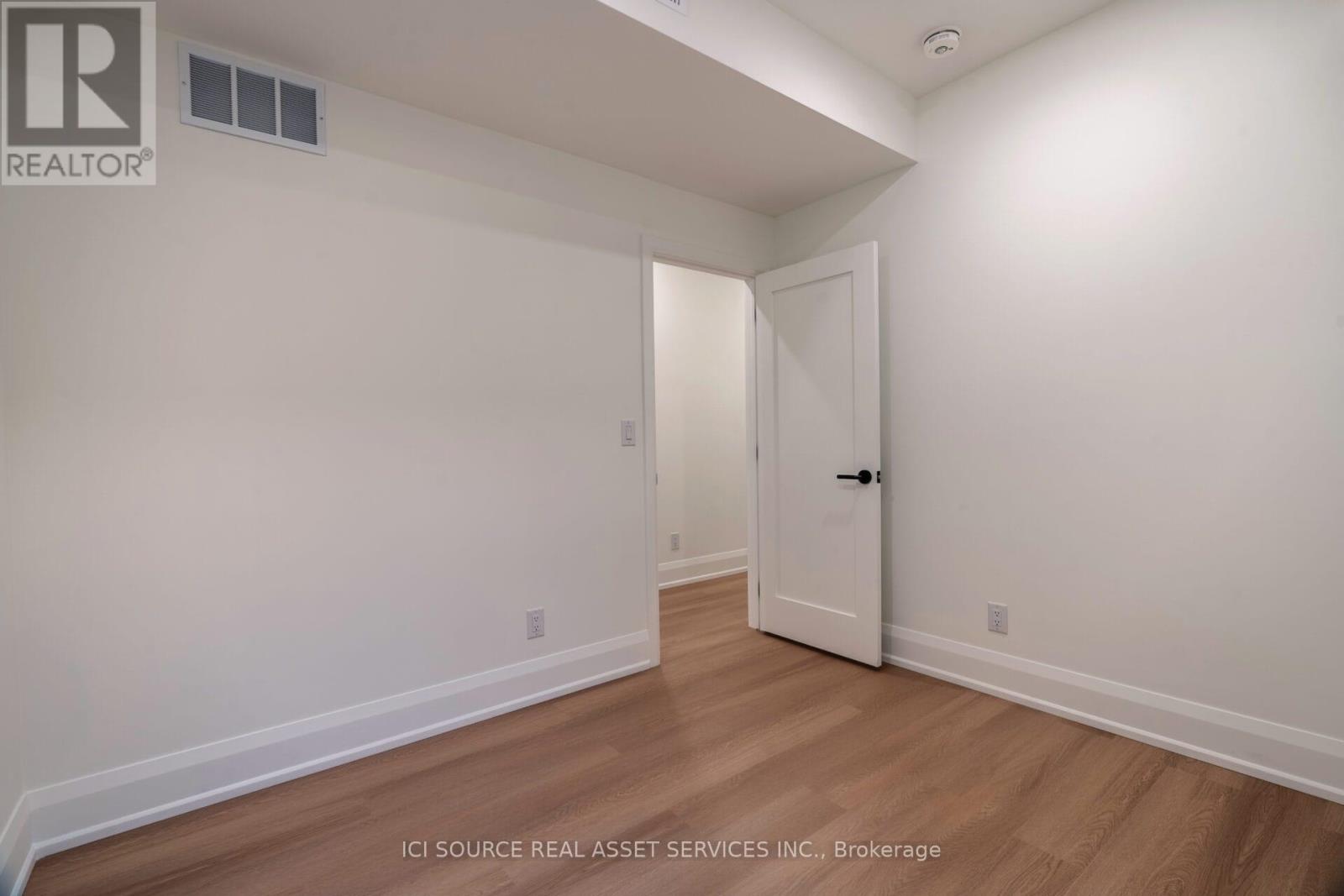 2 - 328 Shaw Street, Toronto, Ontario  M6J 2X2 - Photo 11 - C12458873