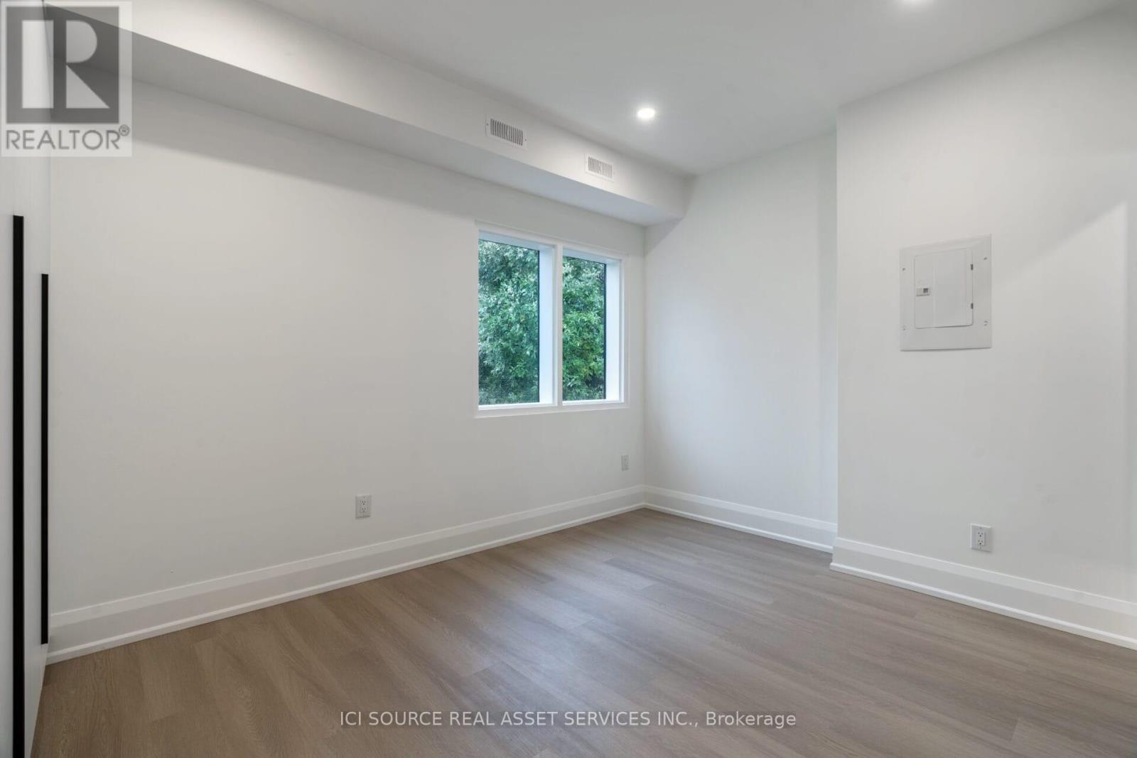 2 - 328 Shaw Street, Toronto, Ontario  M6J 2X2 - Photo 14 - C12458873