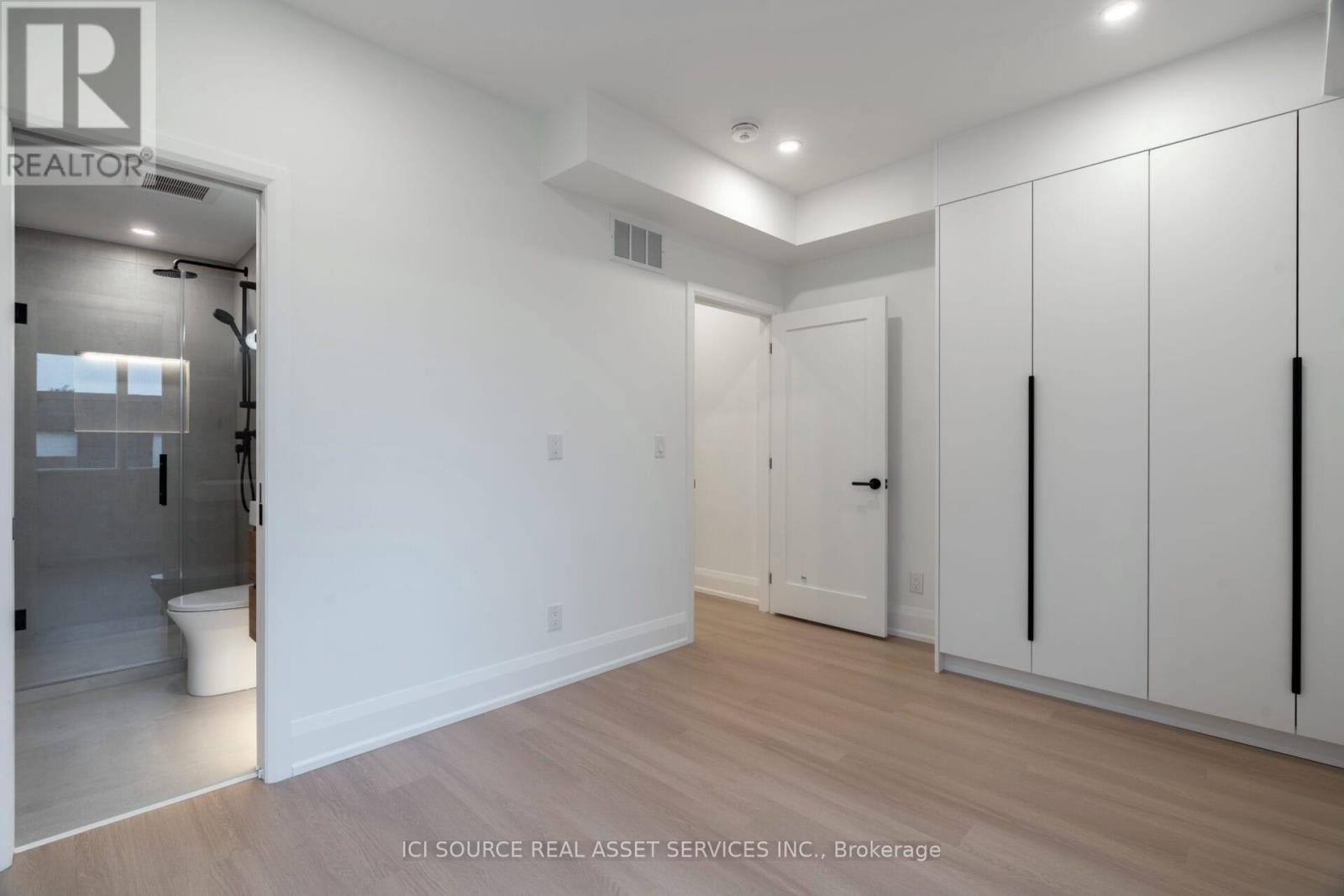 2 - 328 Shaw Street, Toronto, Ontario  M6J 2X2 - Photo 15 - C12458873