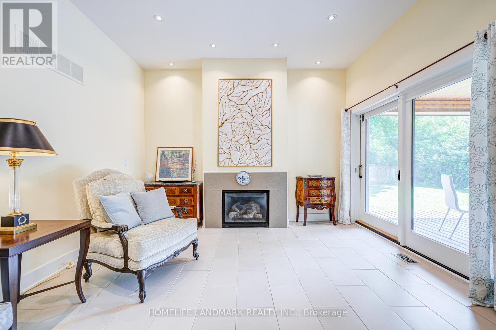 5 Sulgrave Crescent, Toronto, Ontario  M2L 1W5 - Photo 6 - C12458880