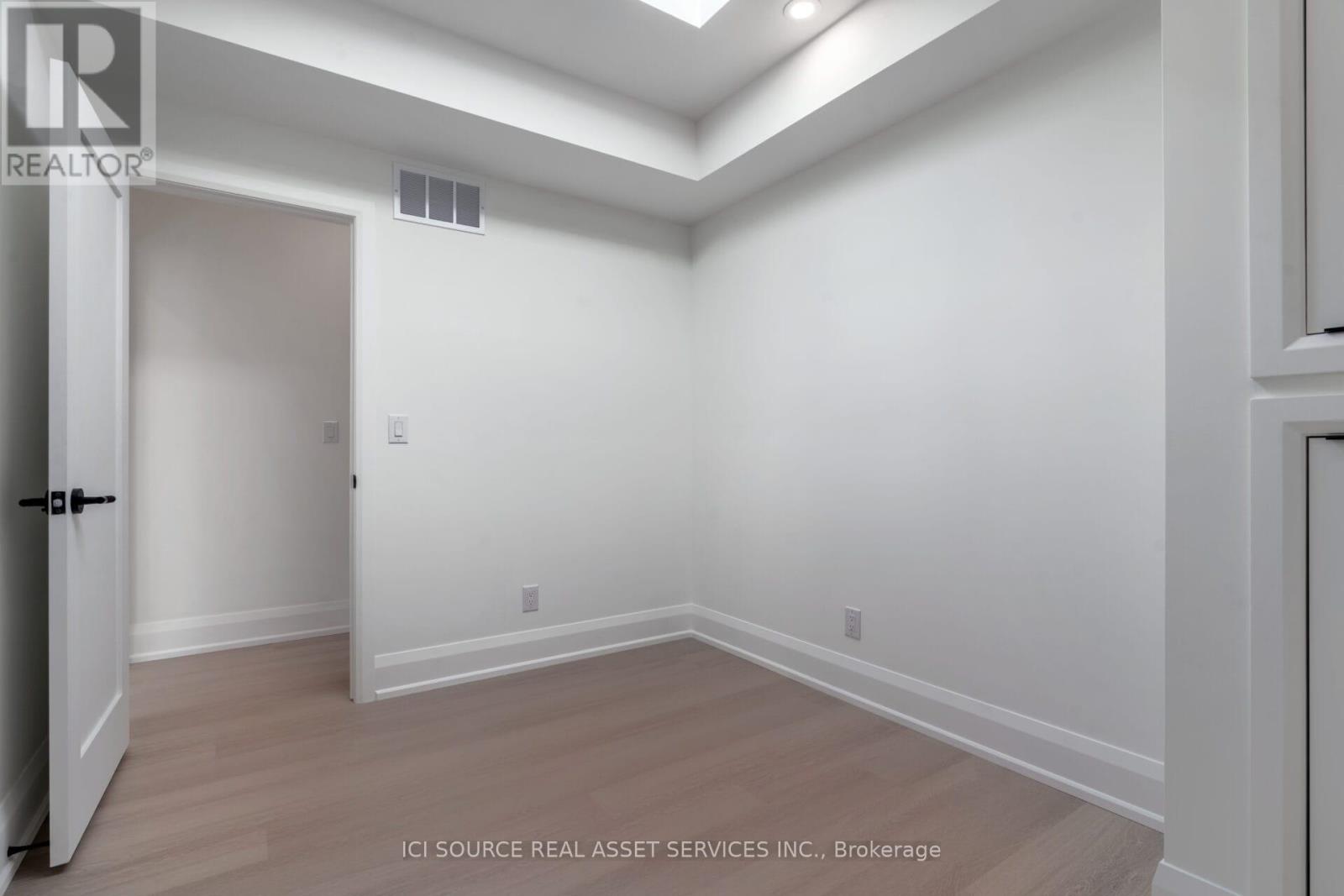 3 - 328 Shaw Street, Toronto, Ontario  M6J 2X2 - Photo 11 - C12458883
