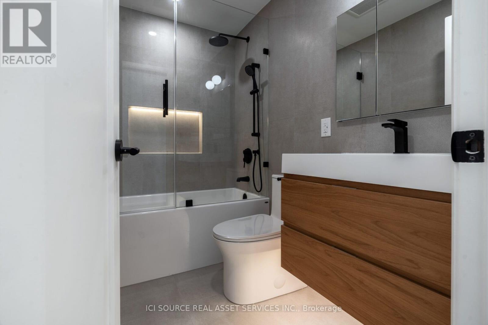3 - 328 Shaw Street, Toronto, Ontario  M6J 2X2 - Photo 13 - C12458883