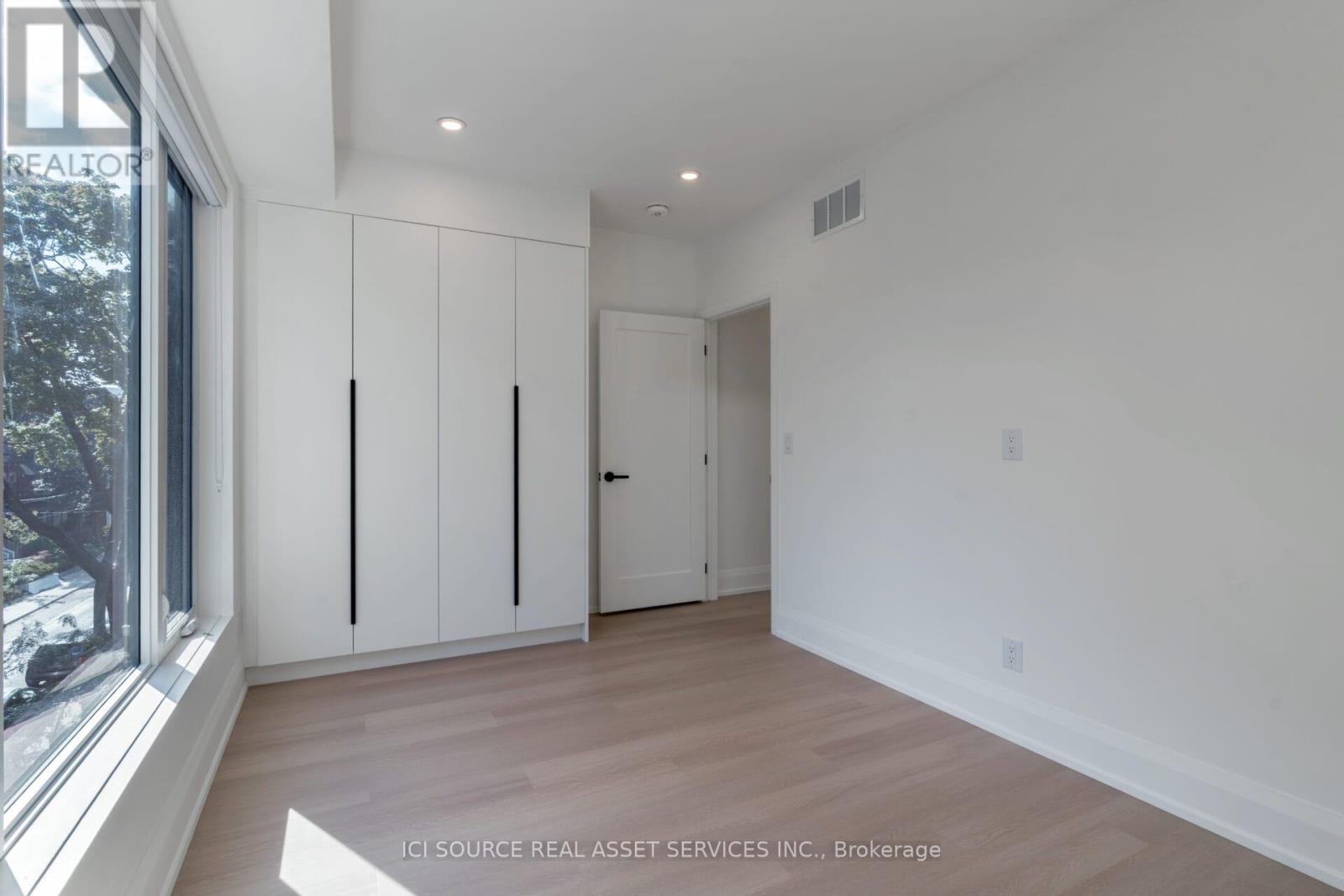 3 - 328 Shaw Street, Toronto, Ontario  M6J 2X2 - Photo 17 - C12458883