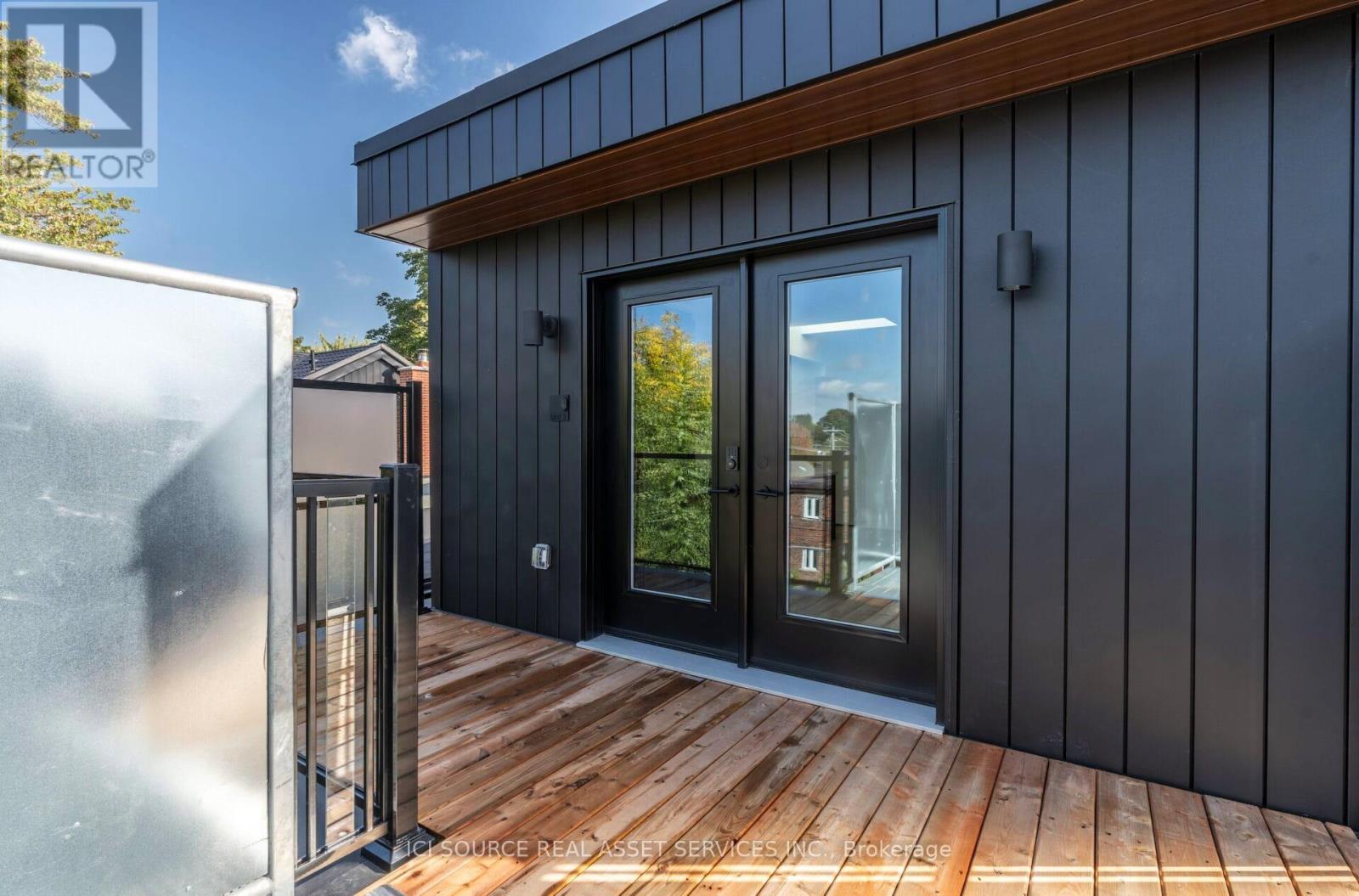 3 - 328 Shaw Street, Toronto, Ontario  M6J 2X2 - Photo 3 - C12458883