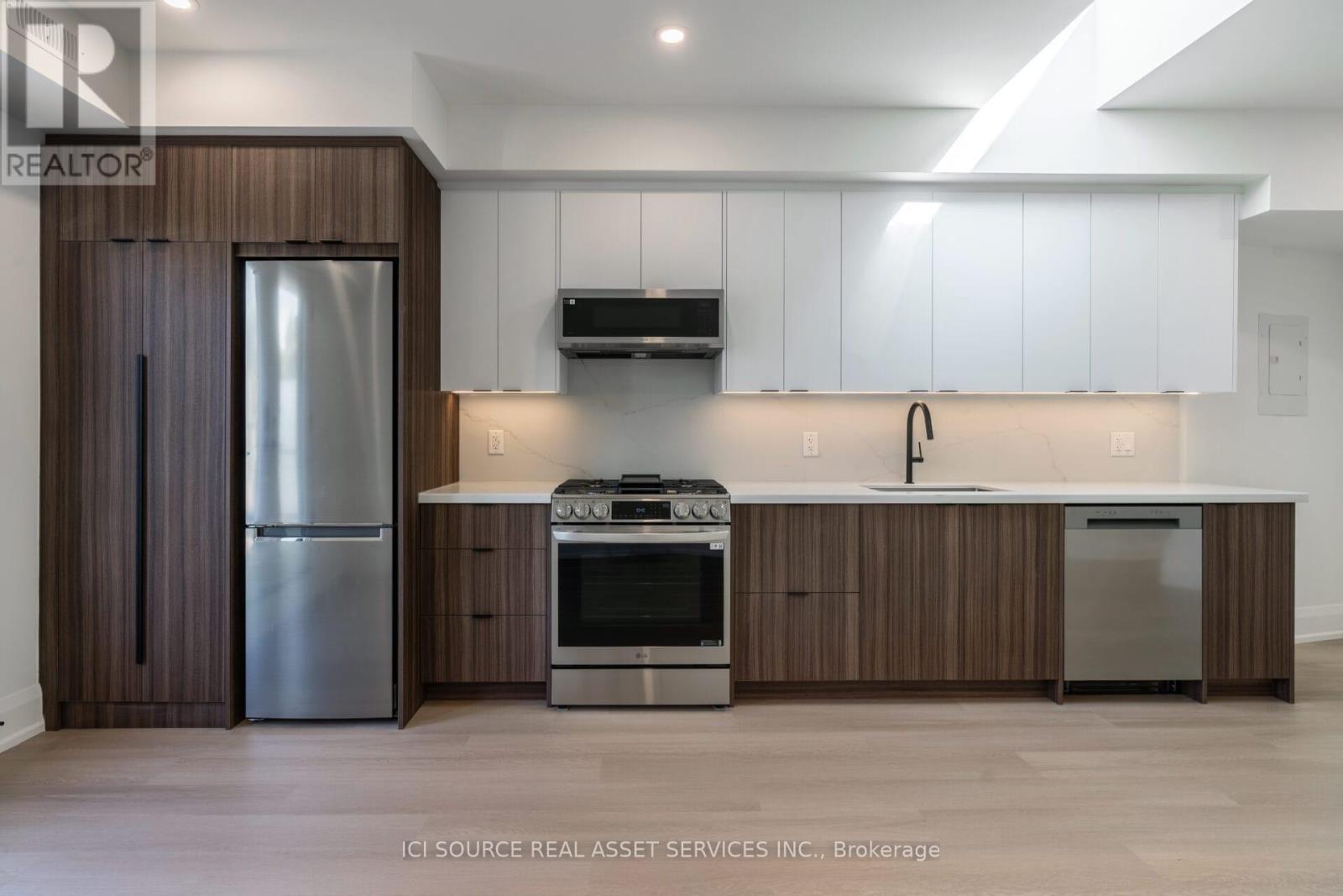 3 - 328 Shaw Street, Toronto, Ontario  M6J 2X2 - Photo 6 - C12458883