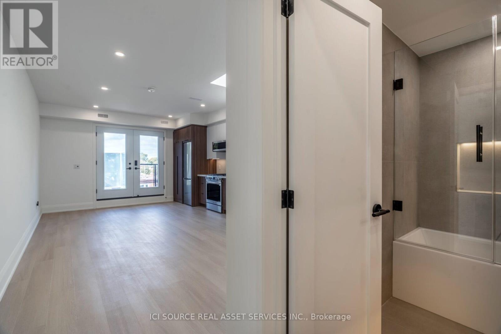 3 - 328 Shaw Street, Toronto, Ontario  M6J 2X2 - Photo 9 - C12458883
