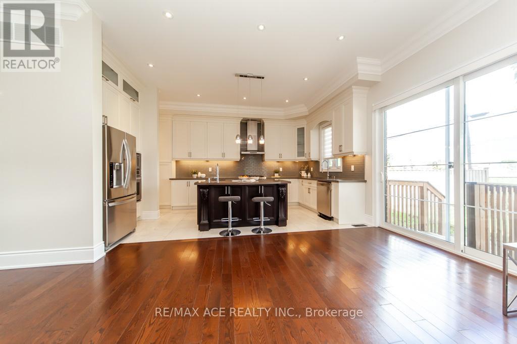 11 Ashdean Drive, Toronto, Ontario  M1P 1E4 - Photo 11 - E12458885