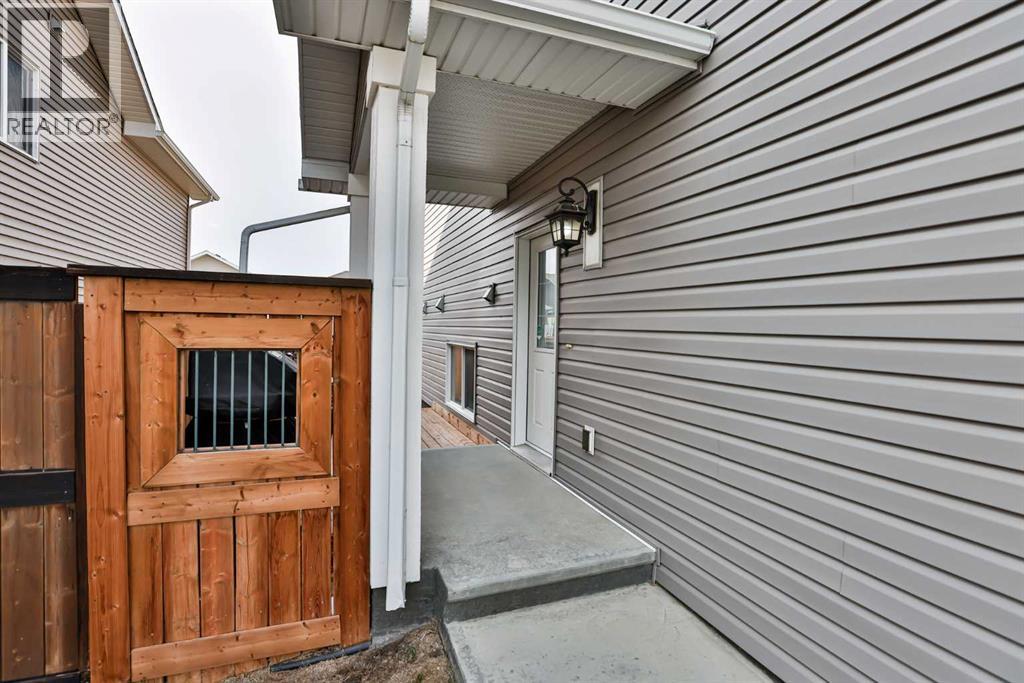 35 Kensington Road W, Lethbridge, Alberta  T1J 5N5 - Photo 22 - A2257241