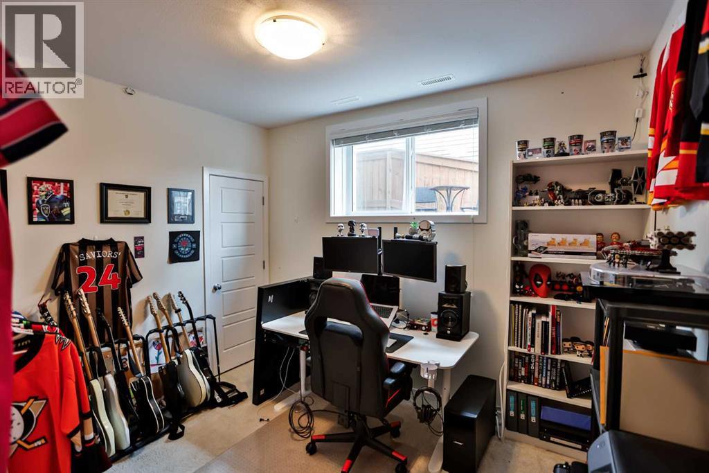 35 Kensington Road W, Lethbridge, Alberta  T1J 5N5 - Photo 30 - A2257241