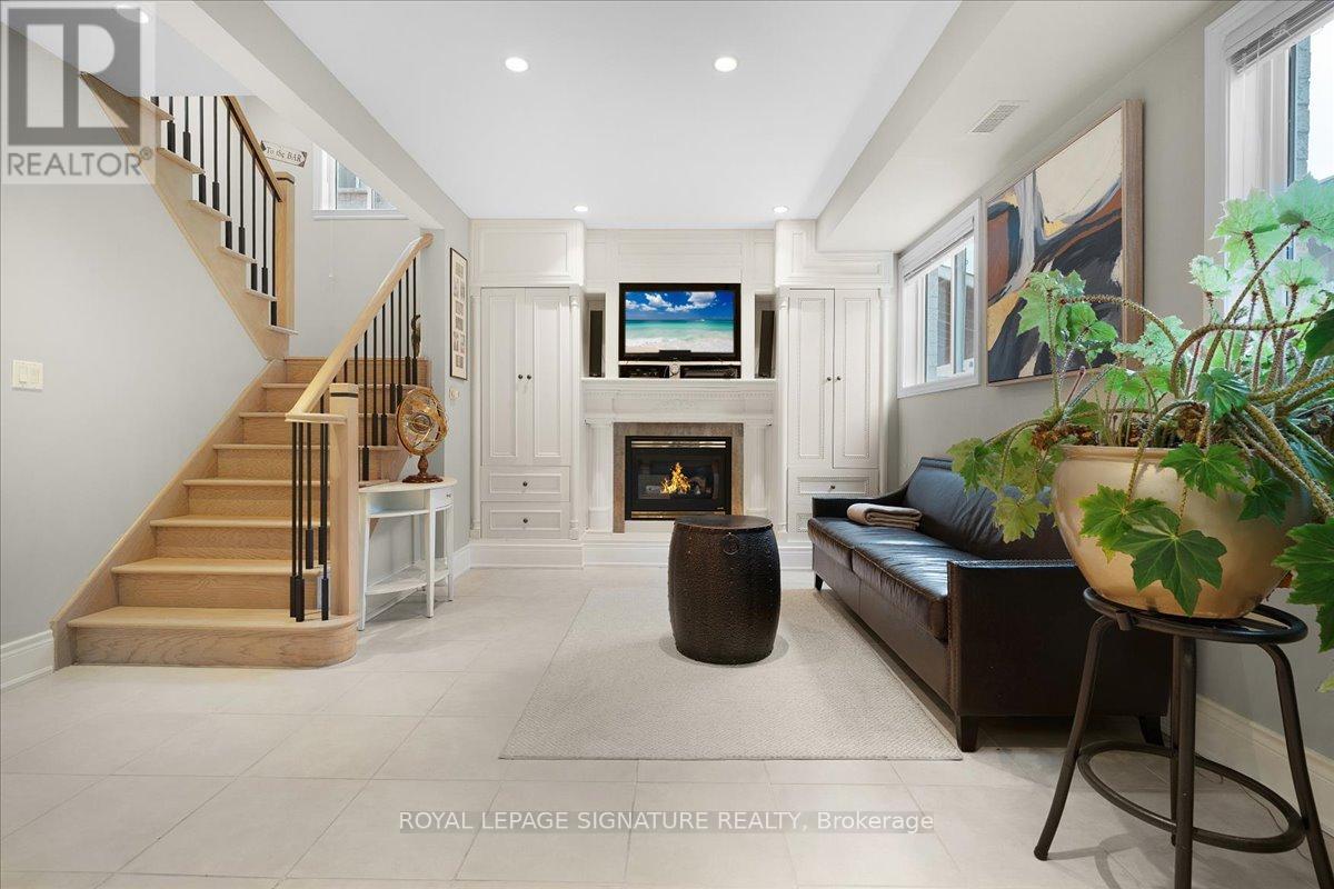 12 Pietro Drive, Vaughan, Ontario  L6A 3K5 - Photo 34 - N12458881