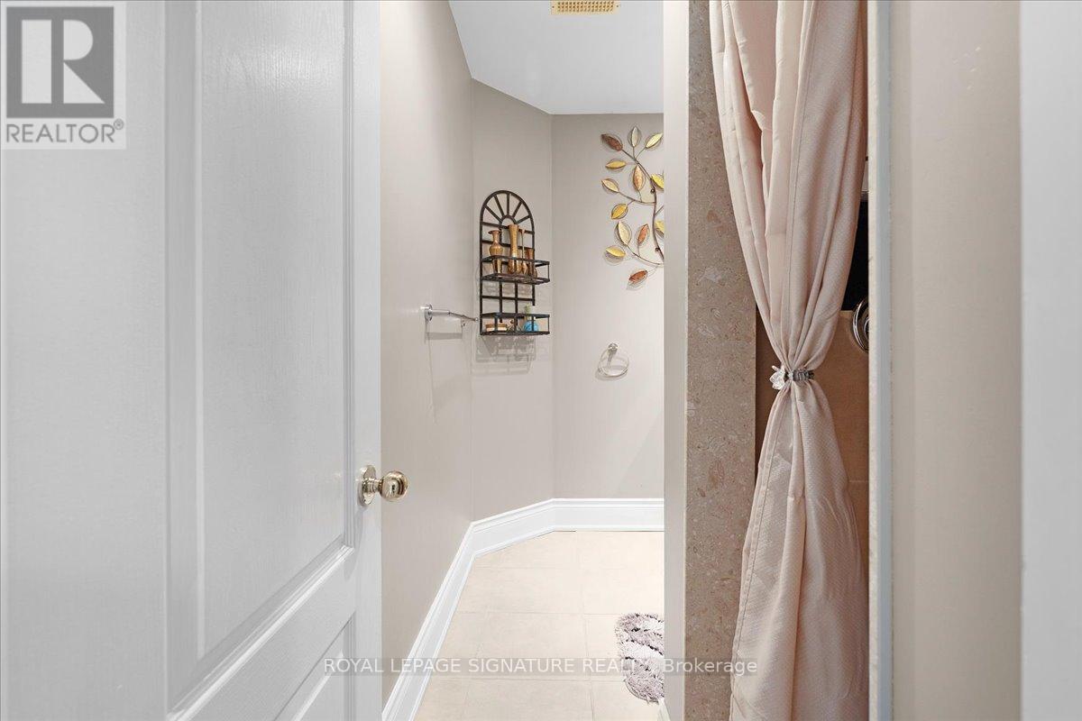 12 Pietro Drive, Vaughan, Ontario  L6A 3K5 - Photo 37 - N12458881