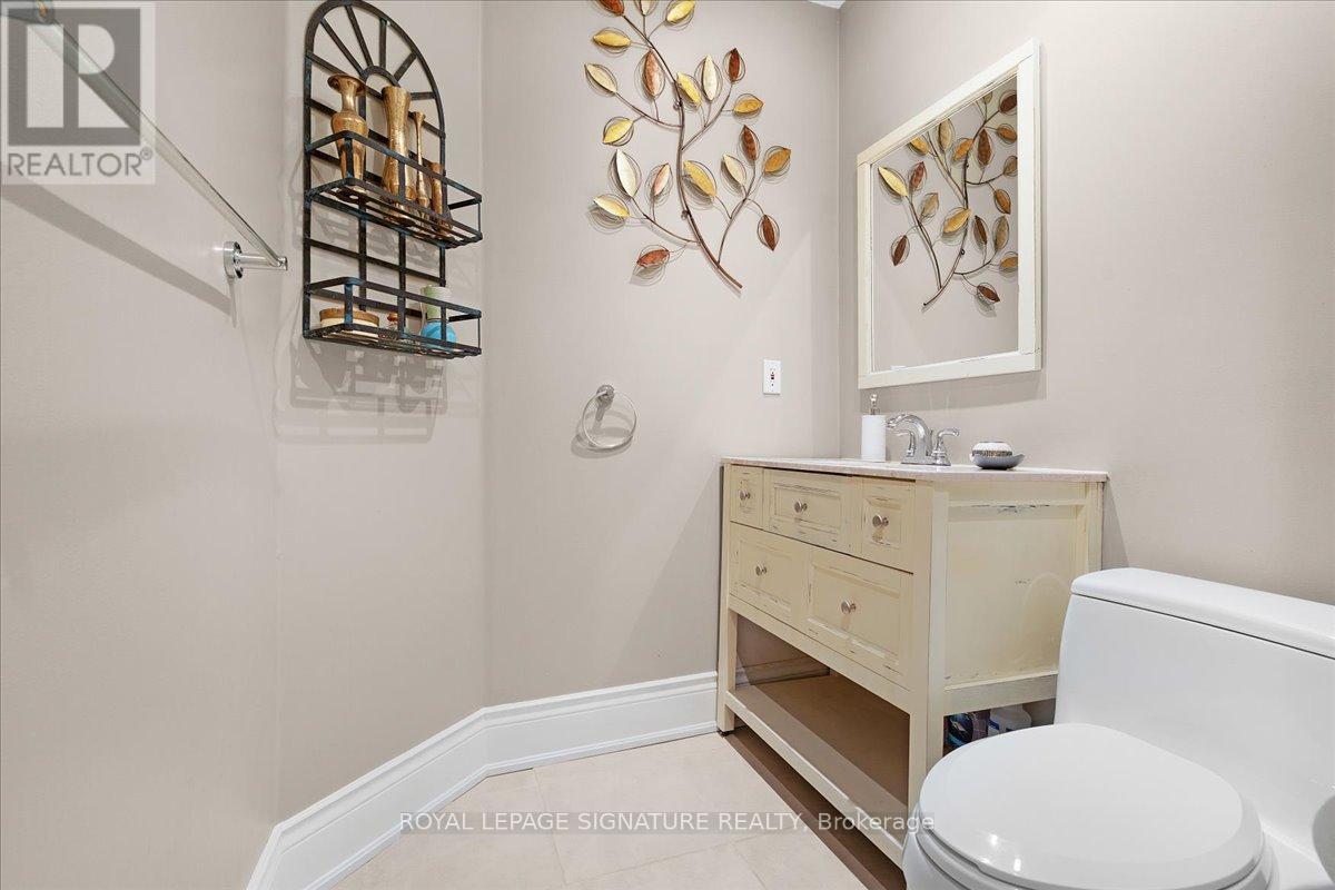 12 Pietro Drive, Vaughan, Ontario  L6A 3K5 - Photo 38 - N12458881