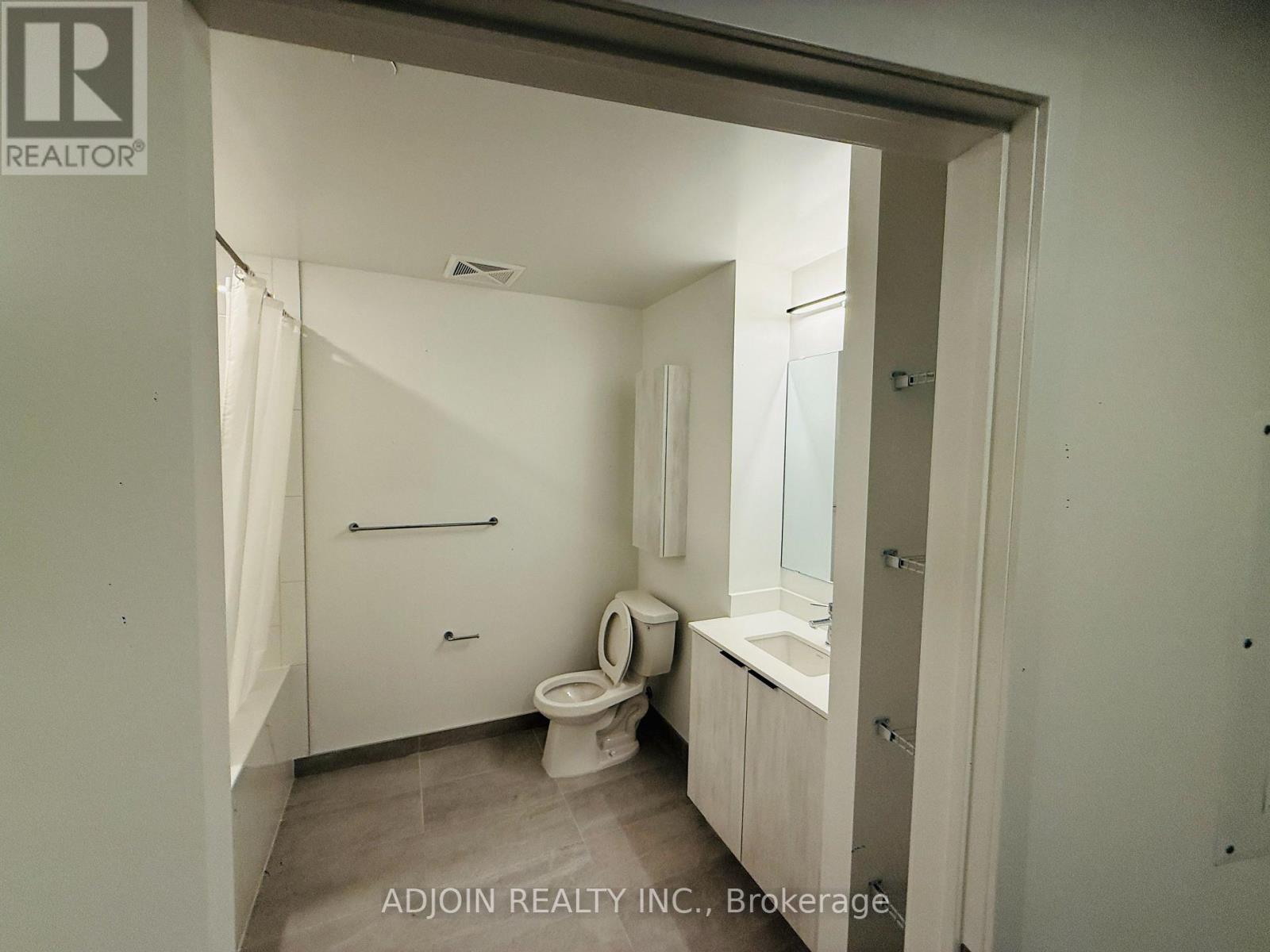 612 - 2485 Eglinton Avenue, Mississauga, Ontario  L5M 2V8 - Photo 5 - W12458876