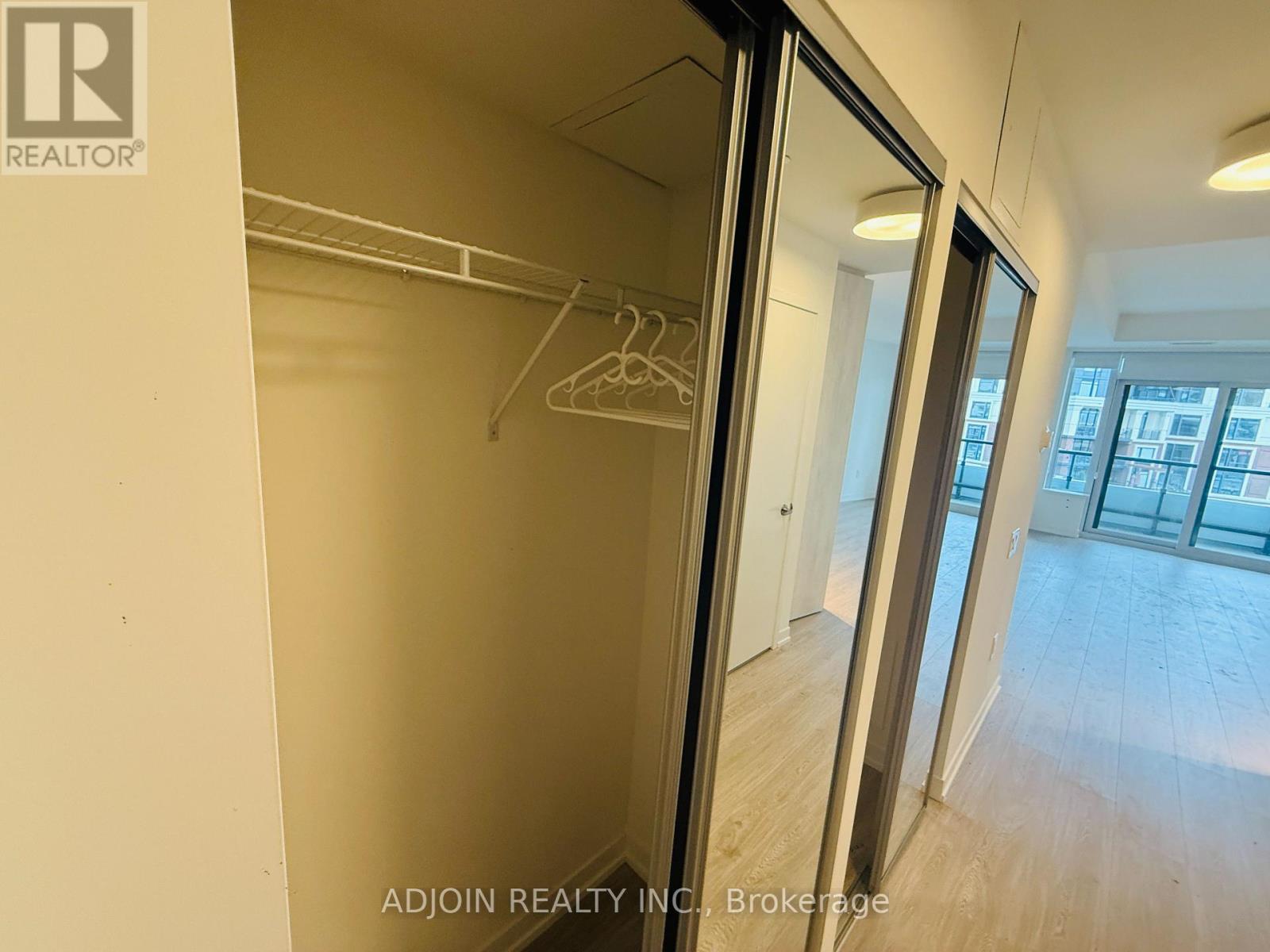 612 - 2485 Eglinton Avenue, Mississauga, Ontario  L5M 2V8 - Photo 9 - W12458876
