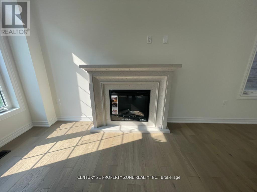 2 Bachelor Street, Brampton, Ontario  L7A 0G7 - Photo 9 - W12458877