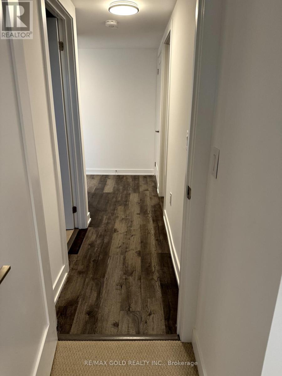 9 - 155 Veterans Drive N, Brampton, Ontario  L7A 5L2 - Photo 12 - W12458886