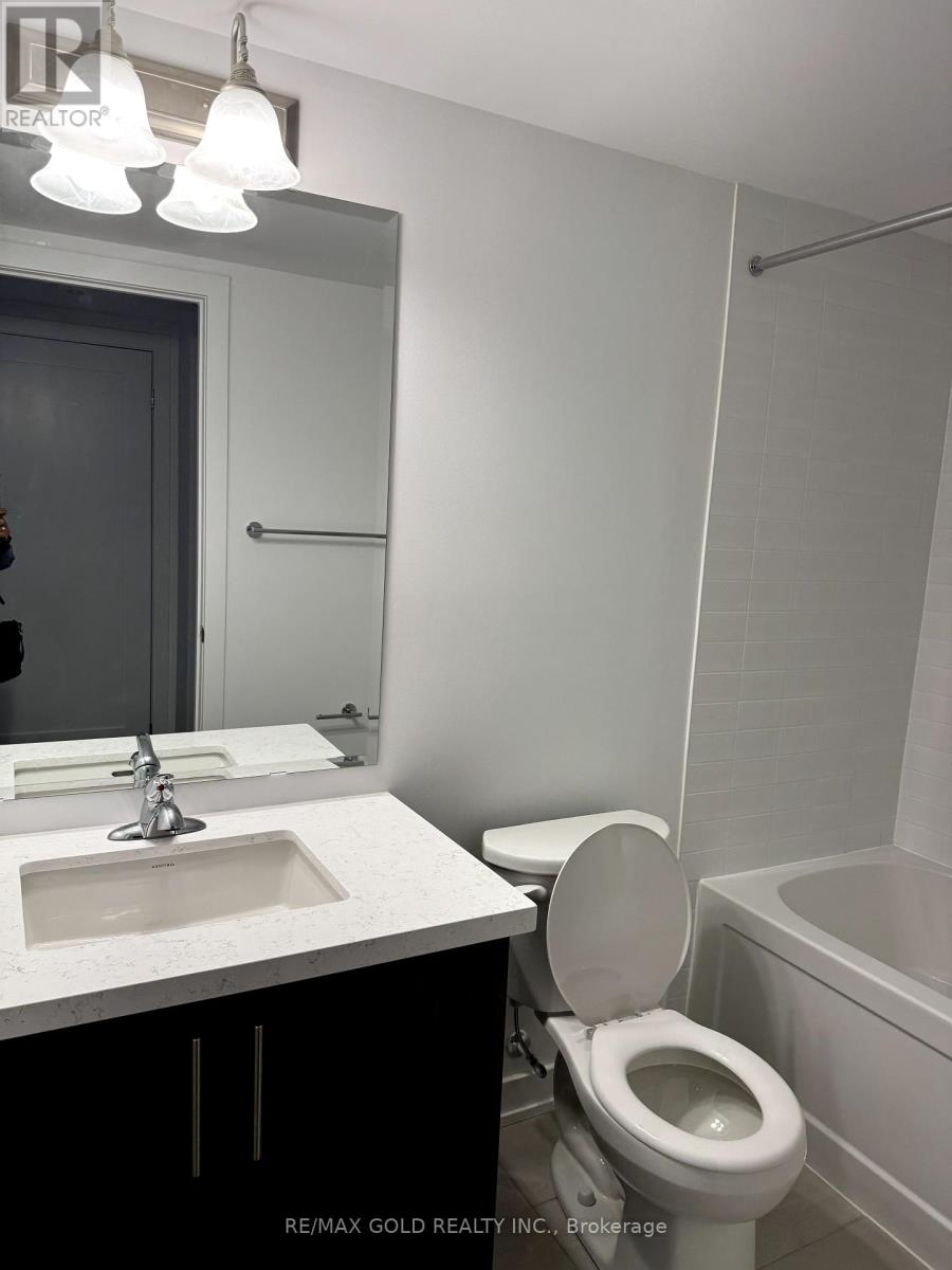 9 - 155 Veterans Drive N, Brampton, Ontario  L7A 5L2 - Photo 15 - W12458886