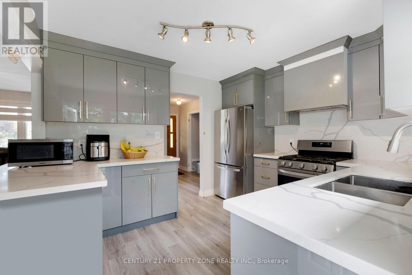 29 Finchley Crescent, Brampton, Ontario  L6T 3P5 - Photo 14 - W12458889