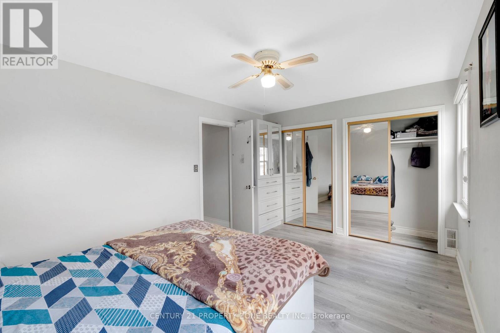 29 Finchley Crescent, Brampton, Ontario  L6T 3P5 - Photo 23 - W12458889