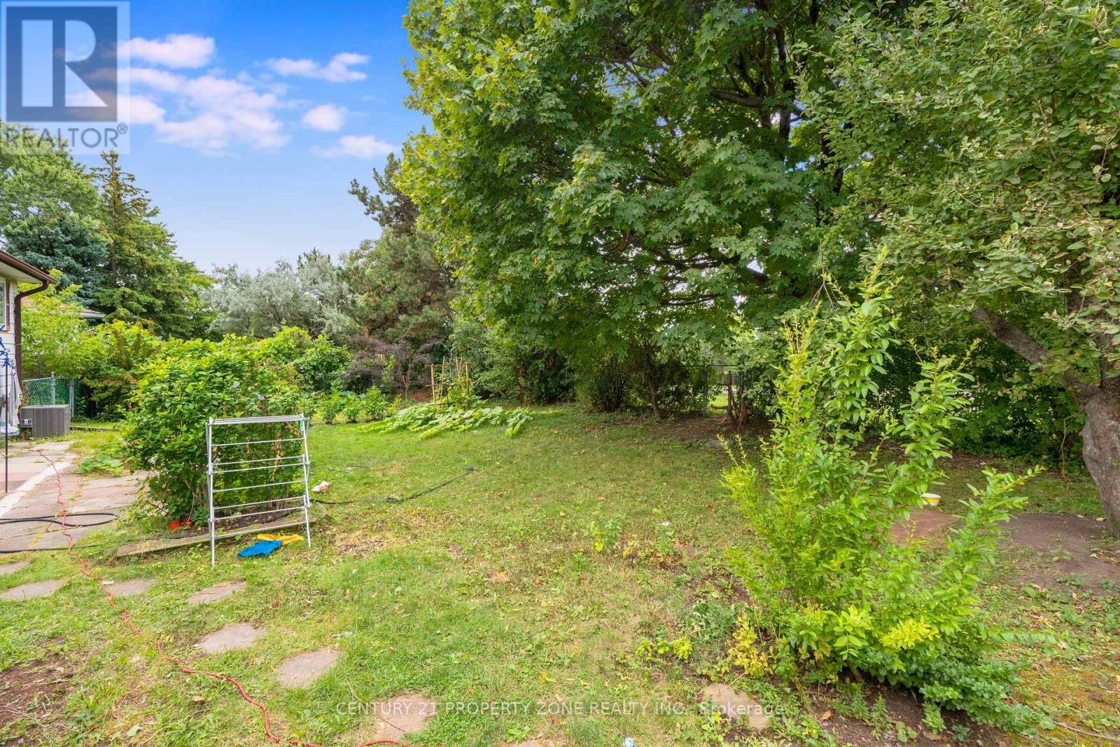 29 Finchley Crescent, Brampton, Ontario  L6T 3P5 - Photo 33 - W12458889
