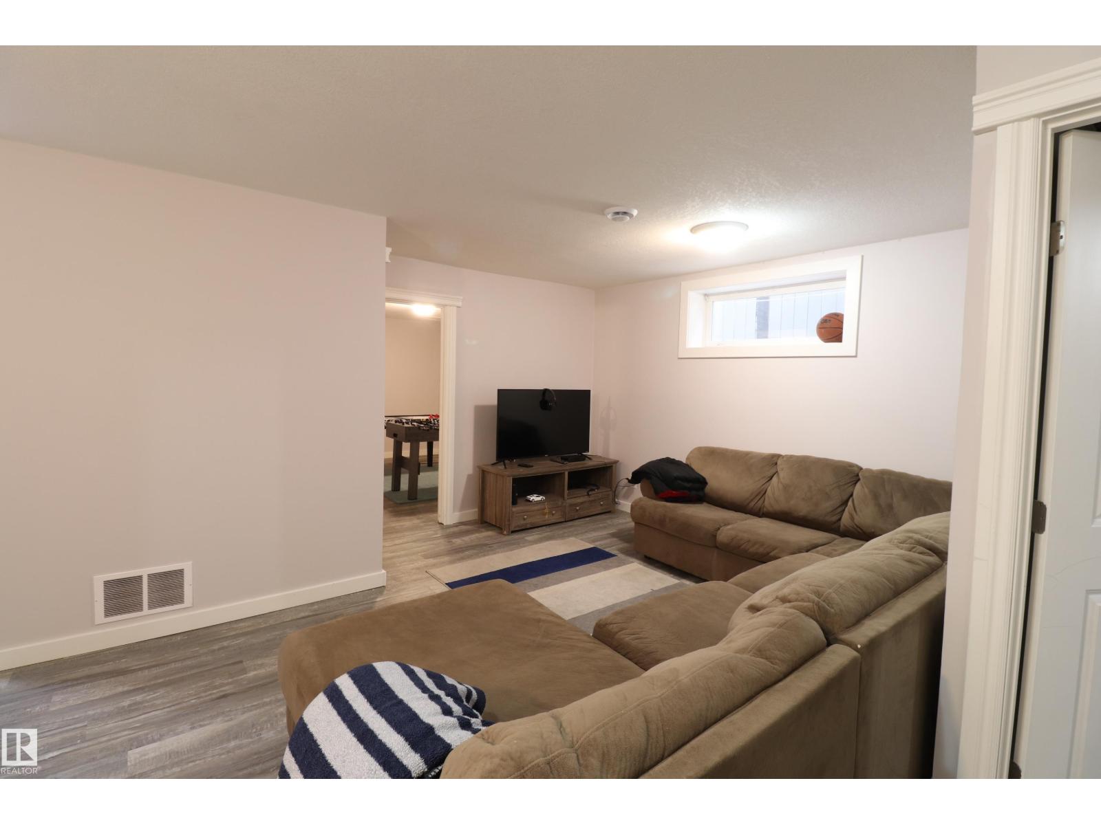 416 Keystone Wy, Leduc, Alberta  T9E 0M6 - Photo 38 - E4461873