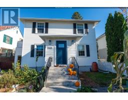 506 Selkirk ST S