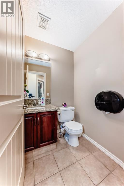 197 West Creek Boulevard, Chestermere, Alberta  T1X 1S8 - Photo 15 - A2242202