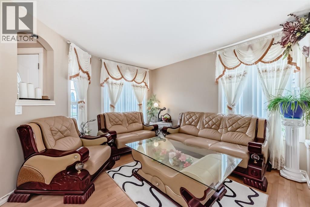 197 West Creek Boulevard, Chestermere, Alberta  T1X 1S8 - Photo 12 - A2242202