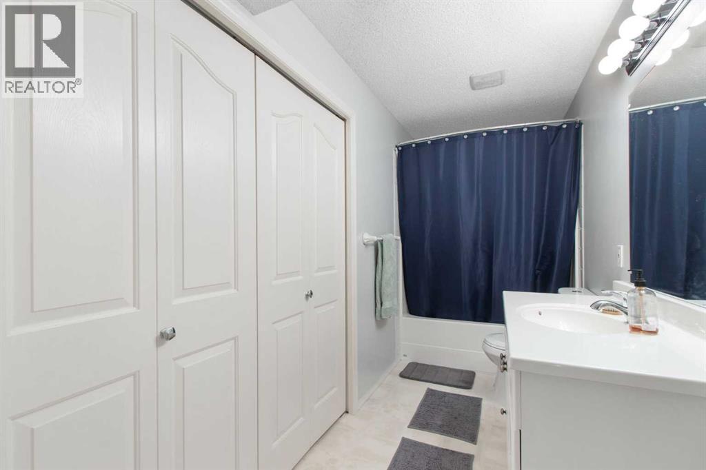 206 Mt Aberdeen Manor Se, Calgary, Alberta  T2Z 3N8 - Photo 23 - A2263702