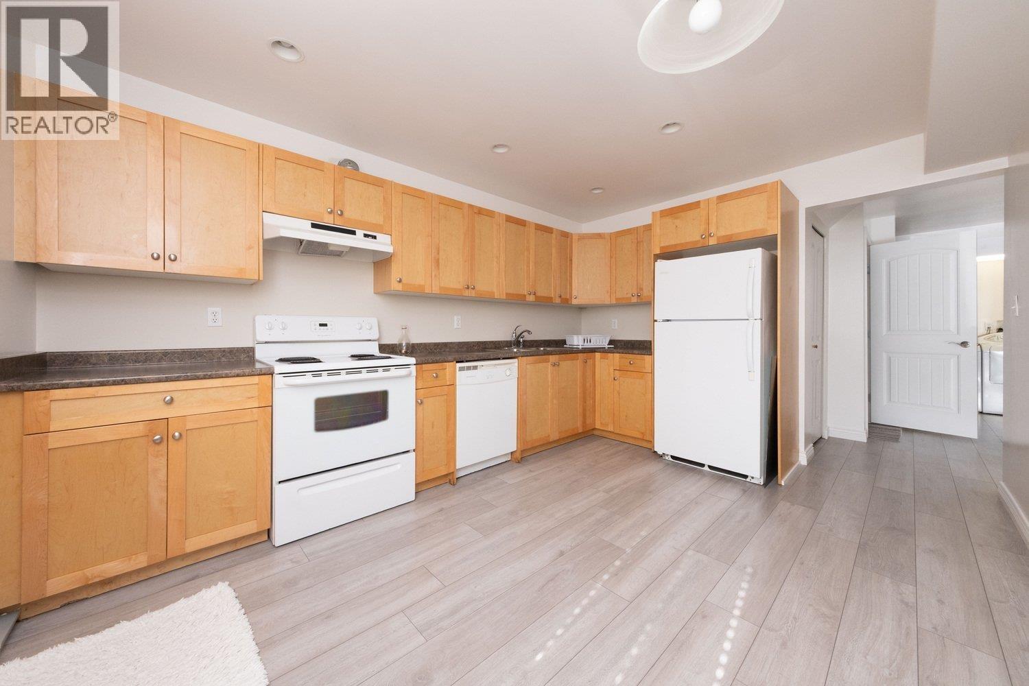 23622 111a Avenue, Maple Ridge, British Columbia  V2W 2G1 - Photo 11 - R3055176