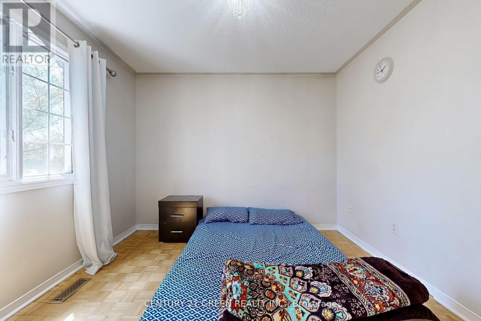26 Dolphin Song Crescent, Brampton, Ontario  L6R 2A4 - Photo 25 - W12458902