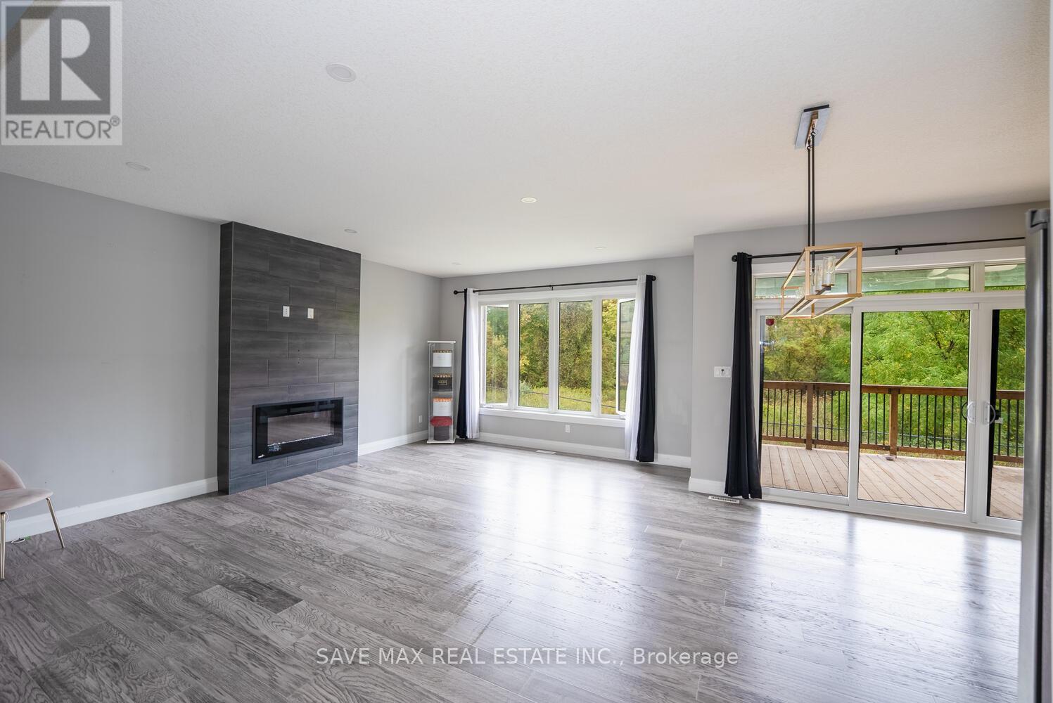 3374 Oriole Drive, London South, Ontario  N6M 0K1 - Photo 15 - X12416996