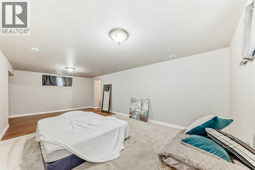 154 New Brighton Lane Se, Calgary, Alberta  T2E 0E2 - Photo 35 - A2259950