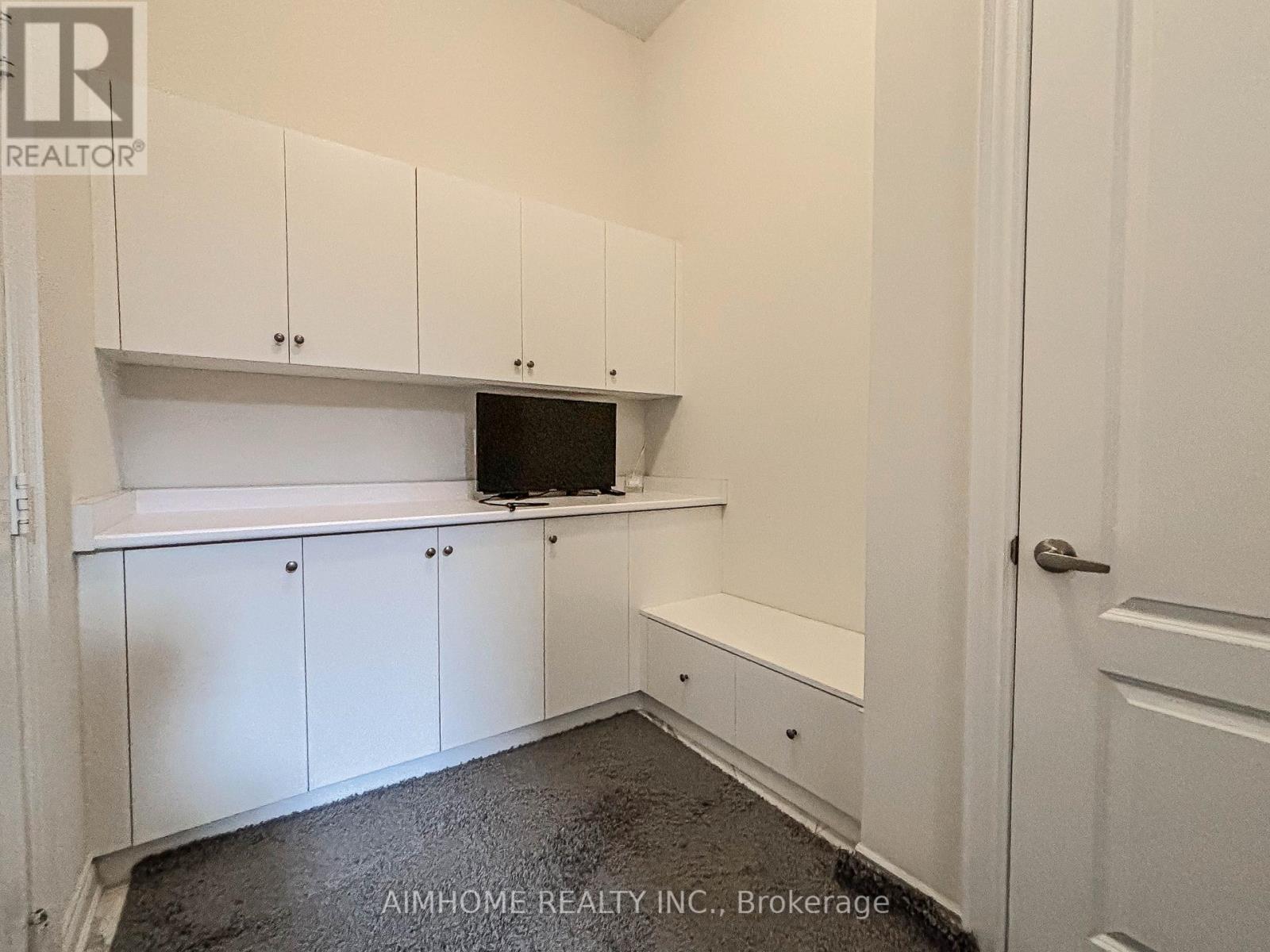 706 Harry Douglas Street, Newmarket, Ontario  L3X 0J8 - Photo 10 - N12458660