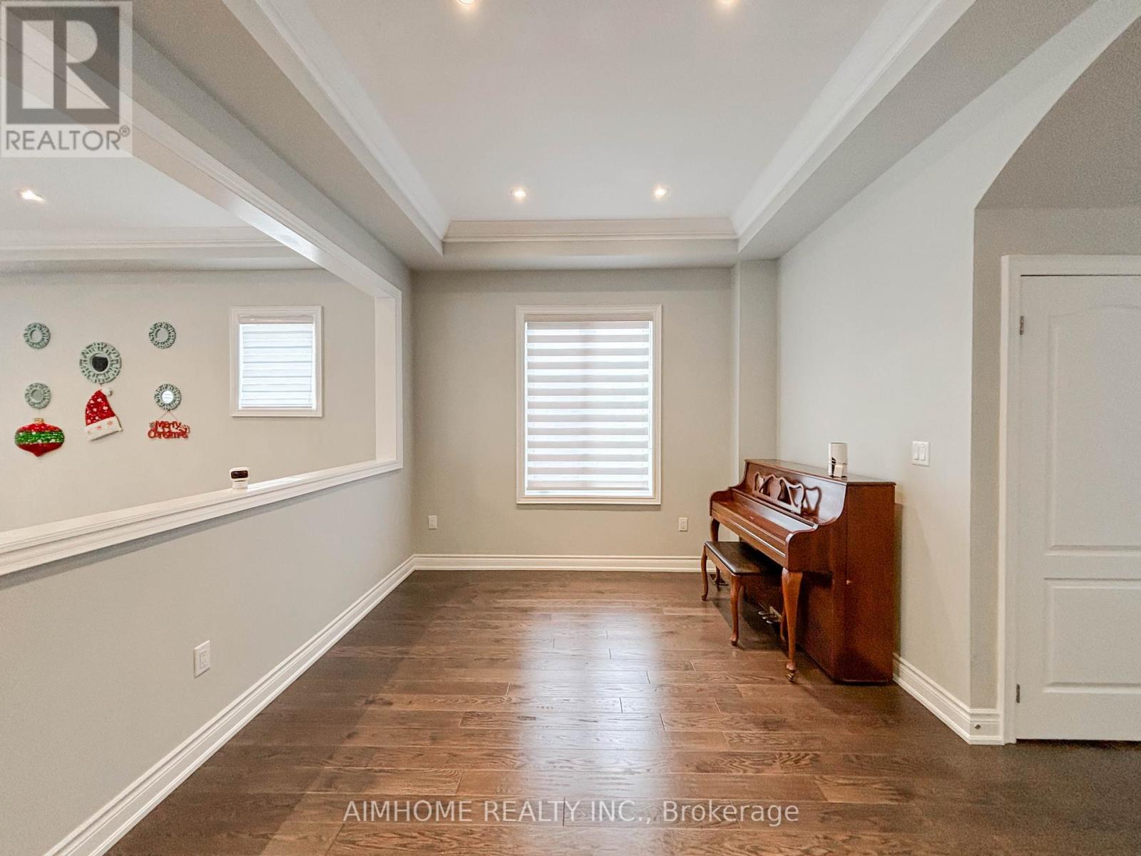 706 Harry Douglas Street, Newmarket, Ontario  L3X 0J8 - Photo 13 - N12458660