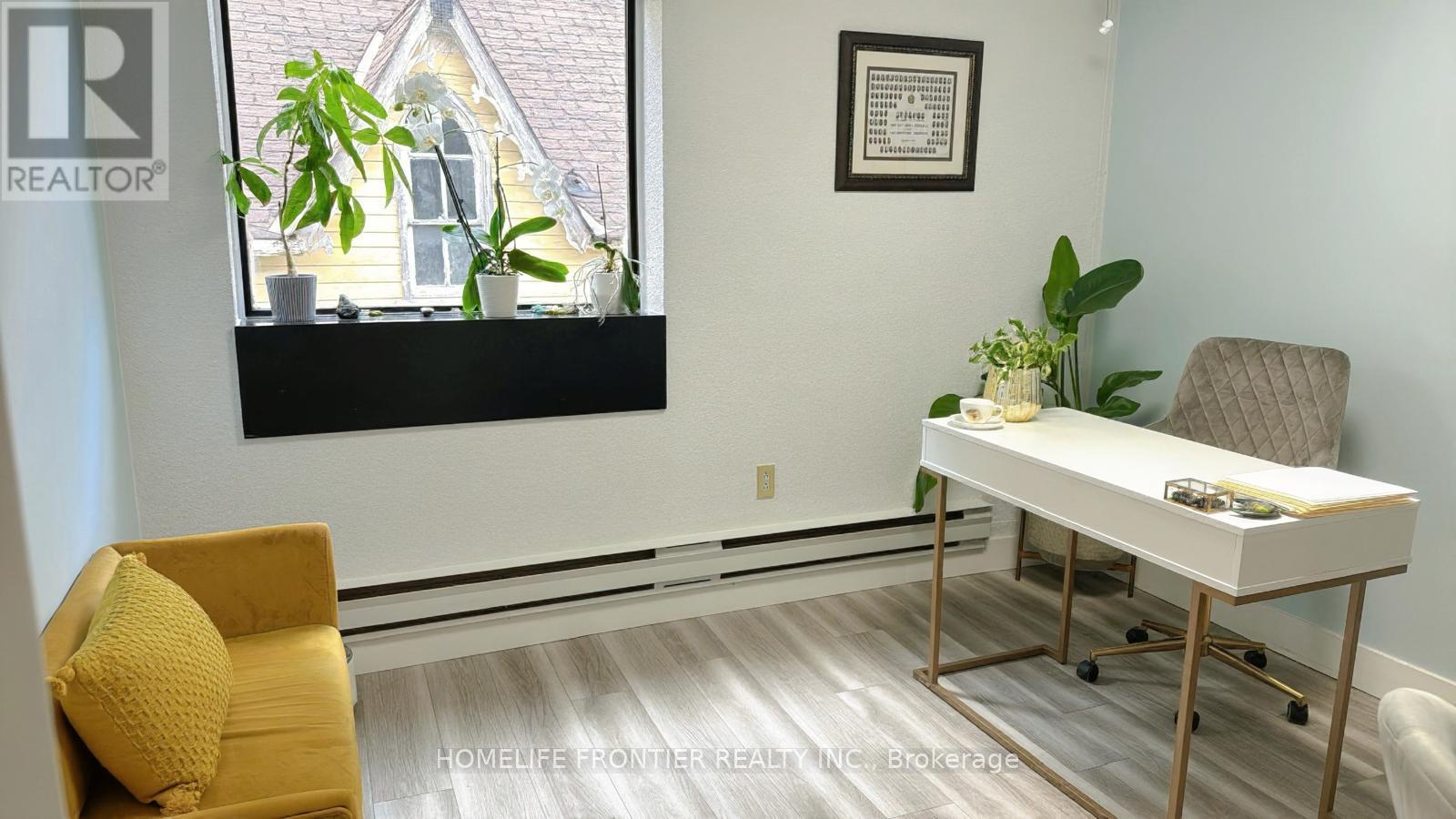 204 - 22 Richmond Street, Richmond Hill, Ontario  L4C 3Y1 - Photo 8 - N12458917