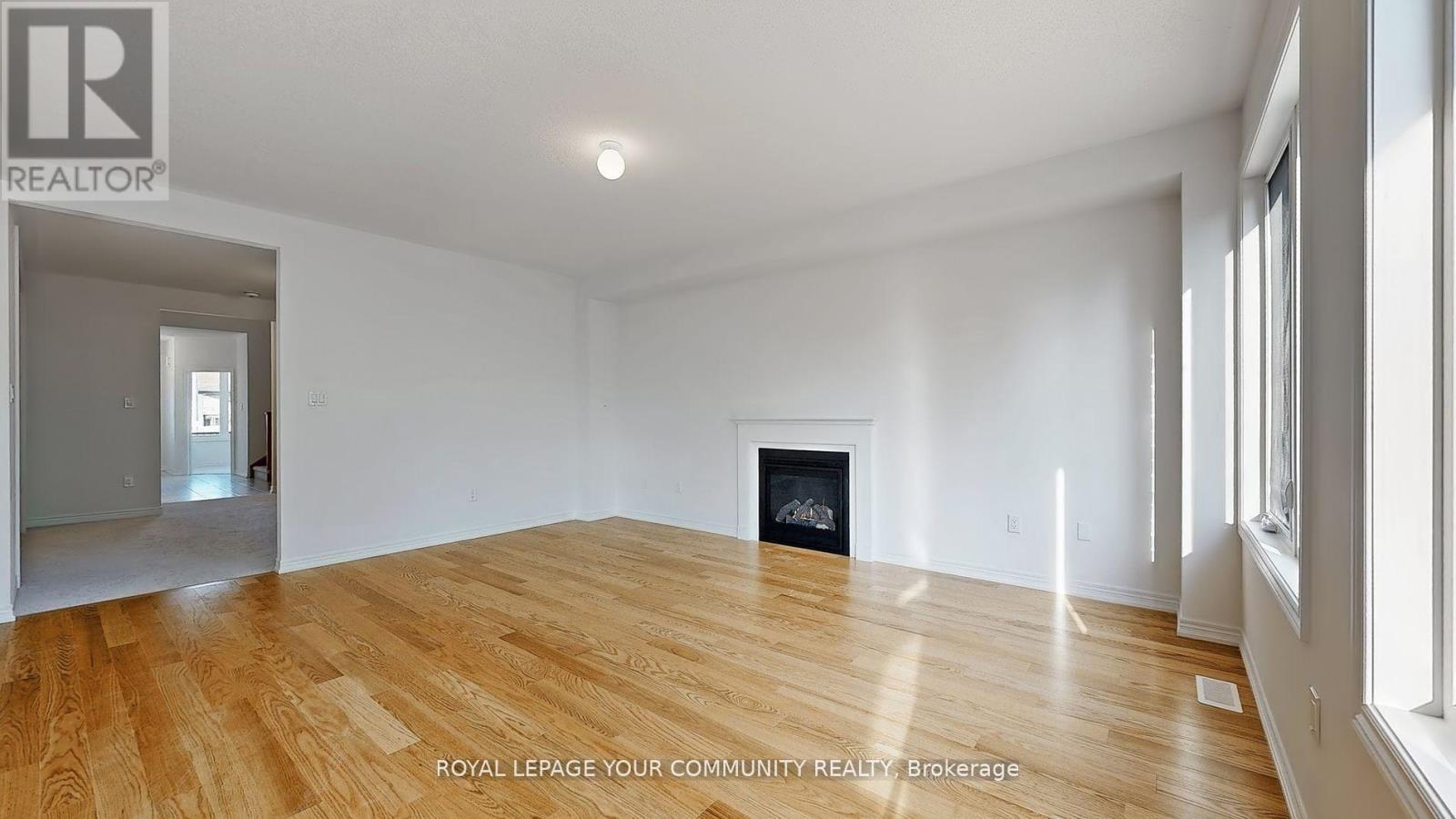 26 Baycroft Boulevard, Essa, Ontario  L0M 1B5 - Photo 17 - N12458923