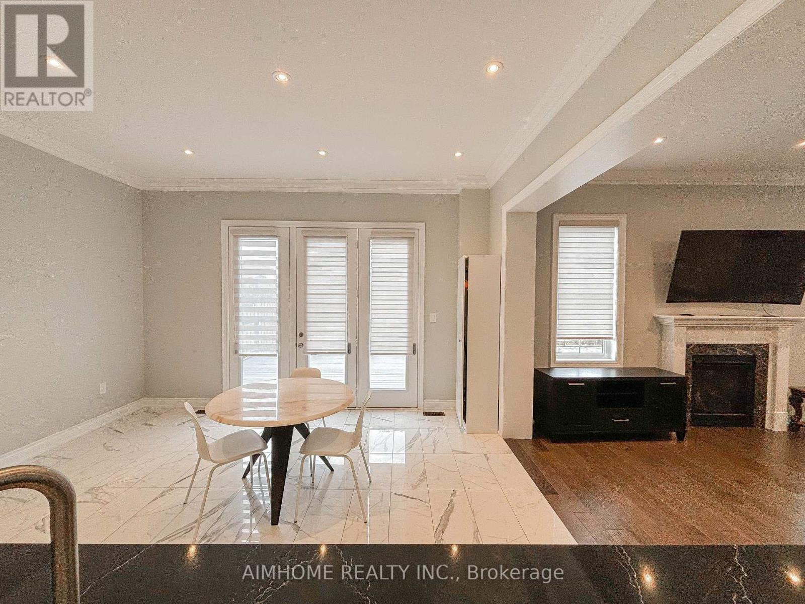 706 Harry Douglas Street, Newmarket, Ontario  L3X 0J8 - Photo 20 - N12458660