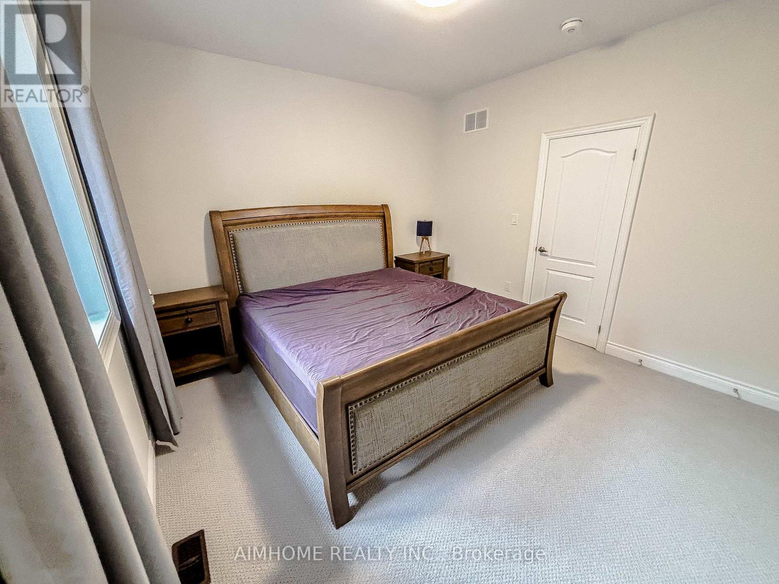 706 Harry Douglas Street, Newmarket, Ontario  L3X 0J8 - Photo 32 - N12458660