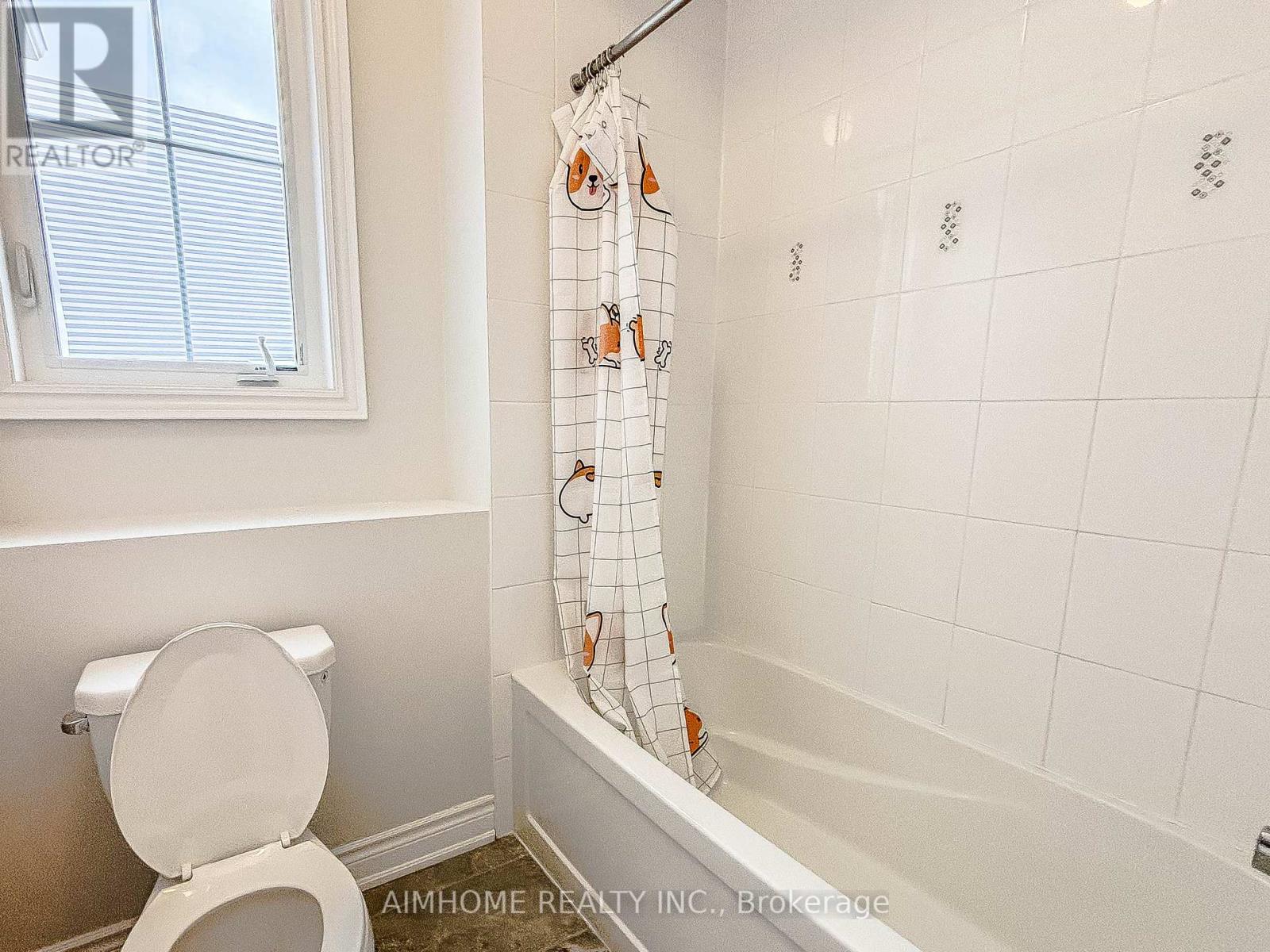 706 Harry Douglas Street, Newmarket, Ontario  L3X 0J8 - Photo 28 - N12458660