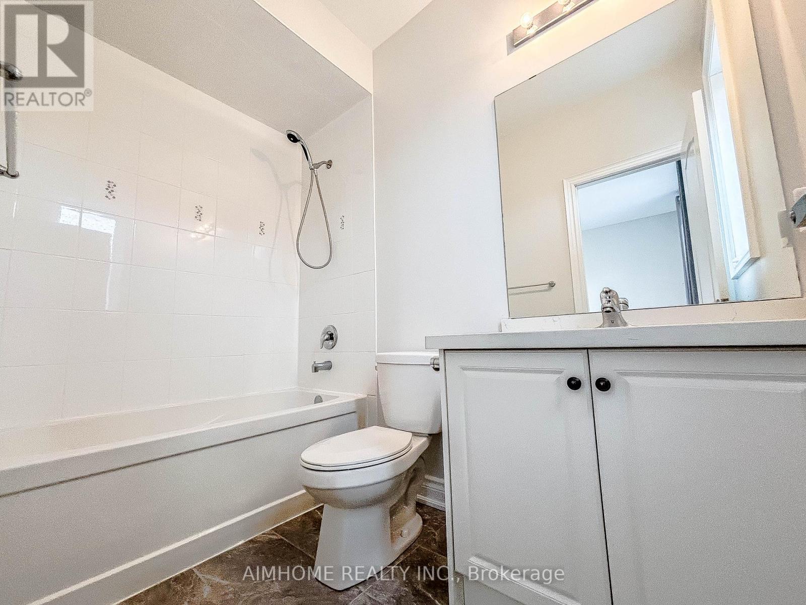 706 Harry Douglas Street, Newmarket, Ontario  L3X 0J8 - Photo 37 - N12458660