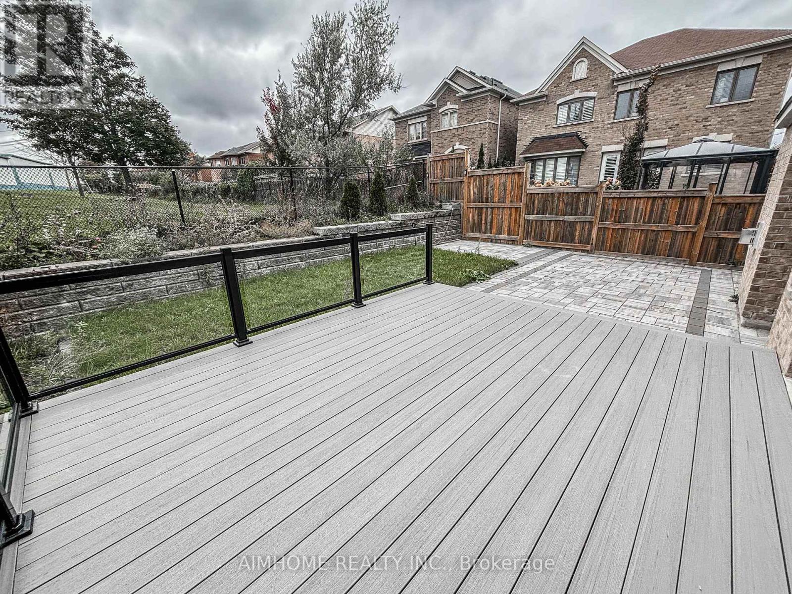 706 Harry Douglas Street, Newmarket, Ontario  L3X 0J8 - Photo 44 - N12458660