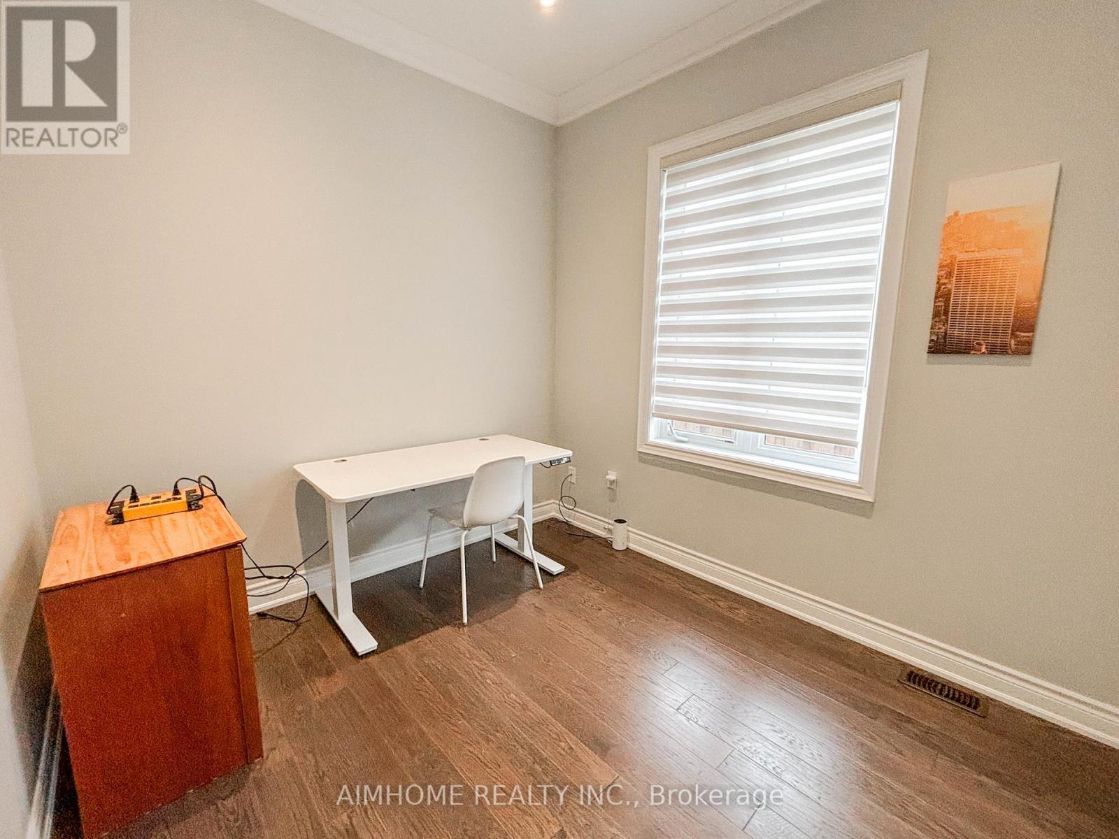 706 Harry Douglas Street, Newmarket, Ontario  L3X 0J8 - Photo 8 - N12458660