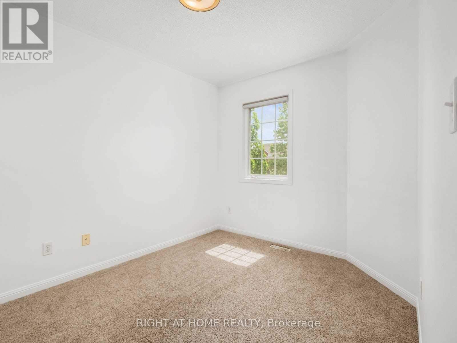 5555 Bridgeport Gate, Mississauga, Ontario  L5M 6N1 - Photo 21 - W12458909