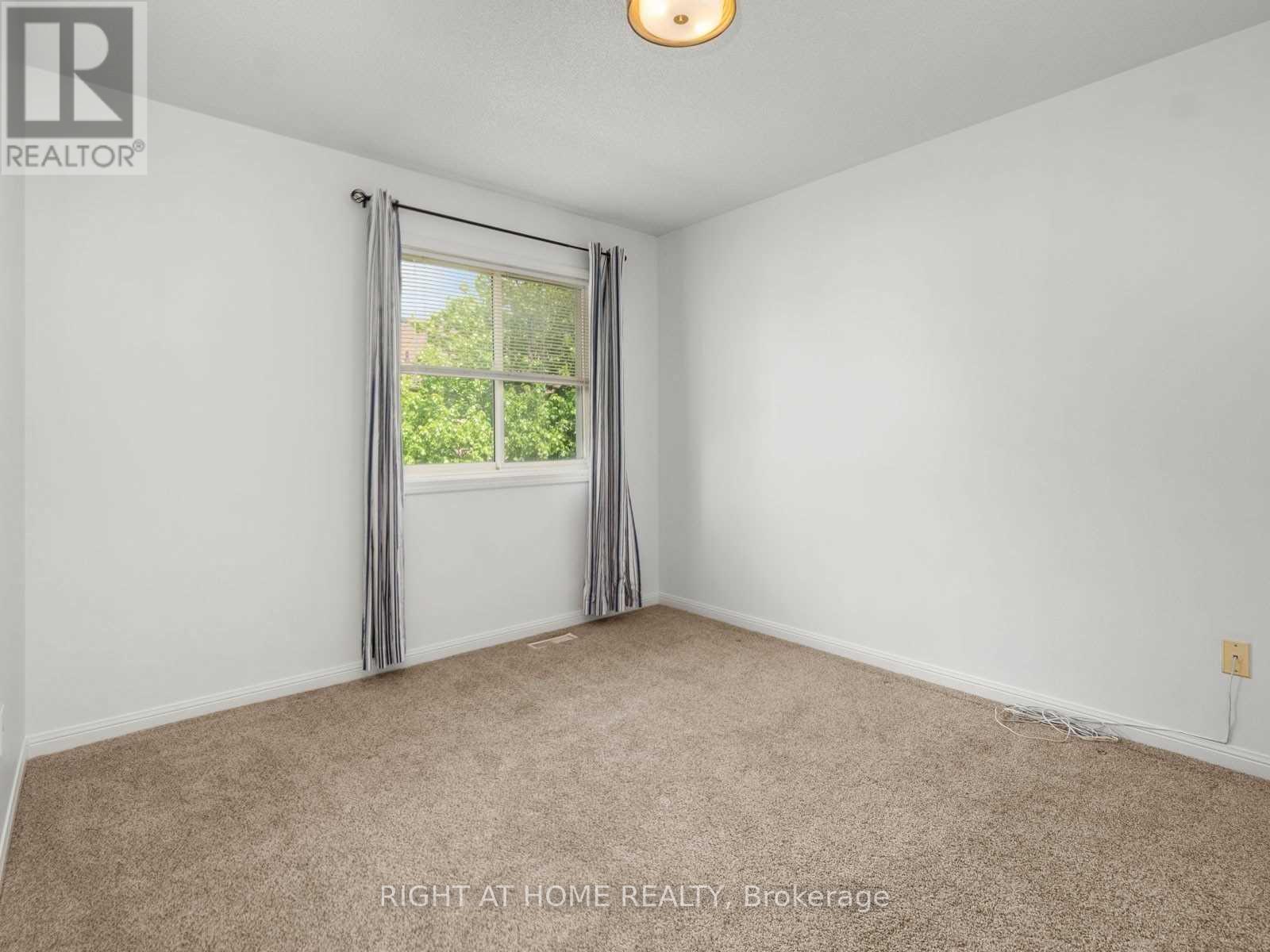 5555 Bridgeport Gate, Mississauga, Ontario  L5M 6N1 - Photo 23 - W12458909