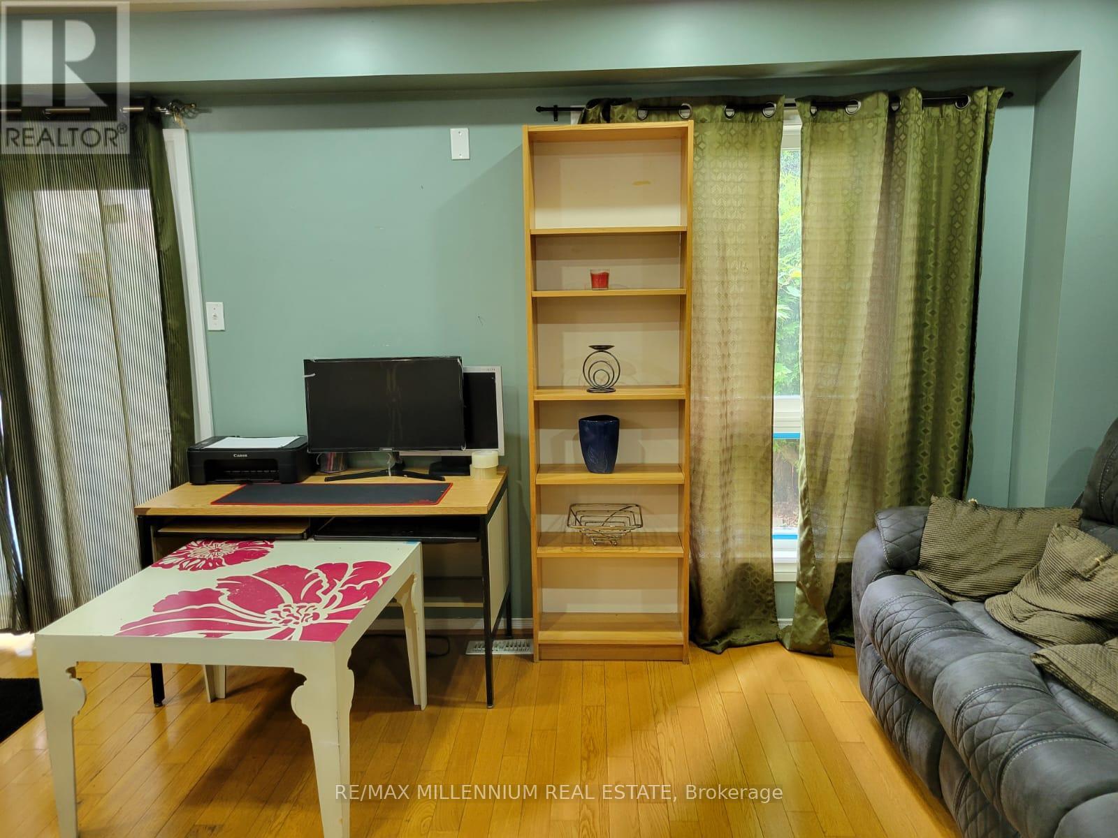75 - 13 Wickstead Court, Brampton, Ontario  L6R 1N8 - Photo 8 - W12458921