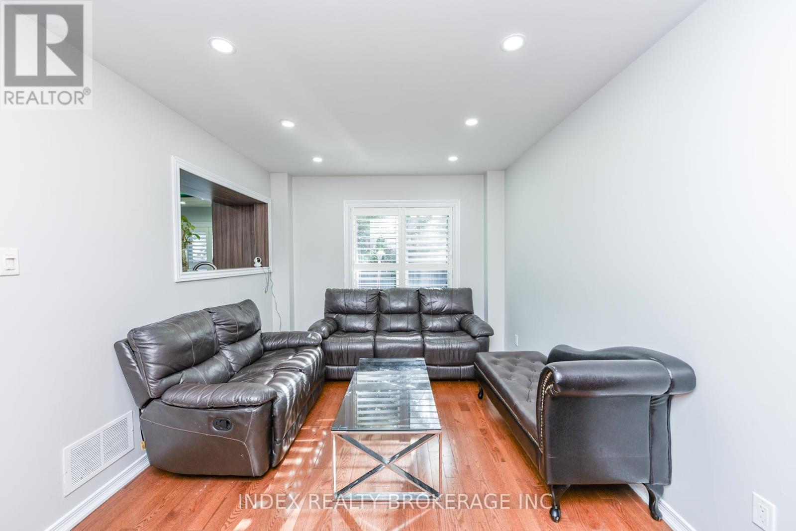 81 Mullis Crescent, Brampton, Ontario  L6Y 4S9 - Photo 20 - W12458928