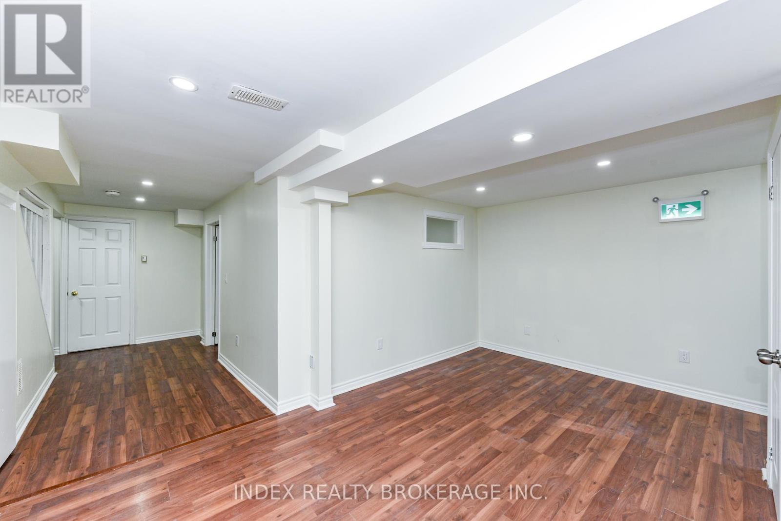 81 Mullis Crescent, Brampton, Ontario  L6Y 4S9 - Photo 44 - W12458928