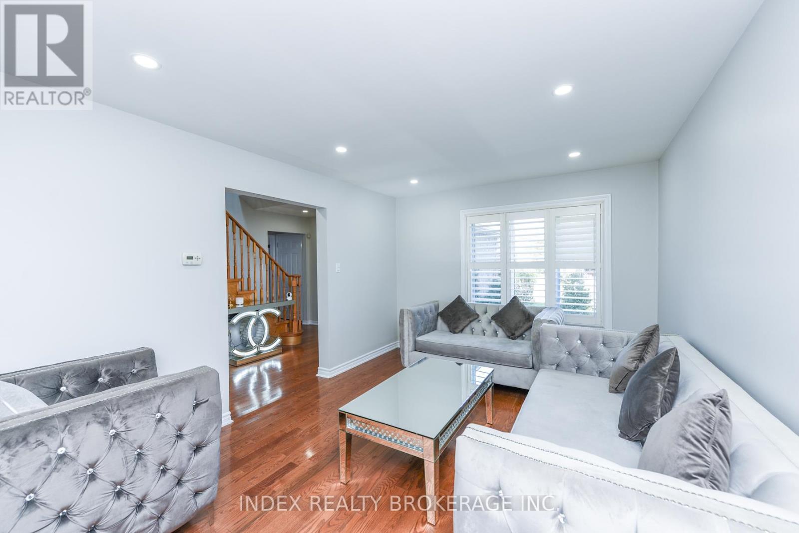 81 Mullis Crescent, Brampton, Ontario  L6Y 4S9 - Photo 7 - W12458928