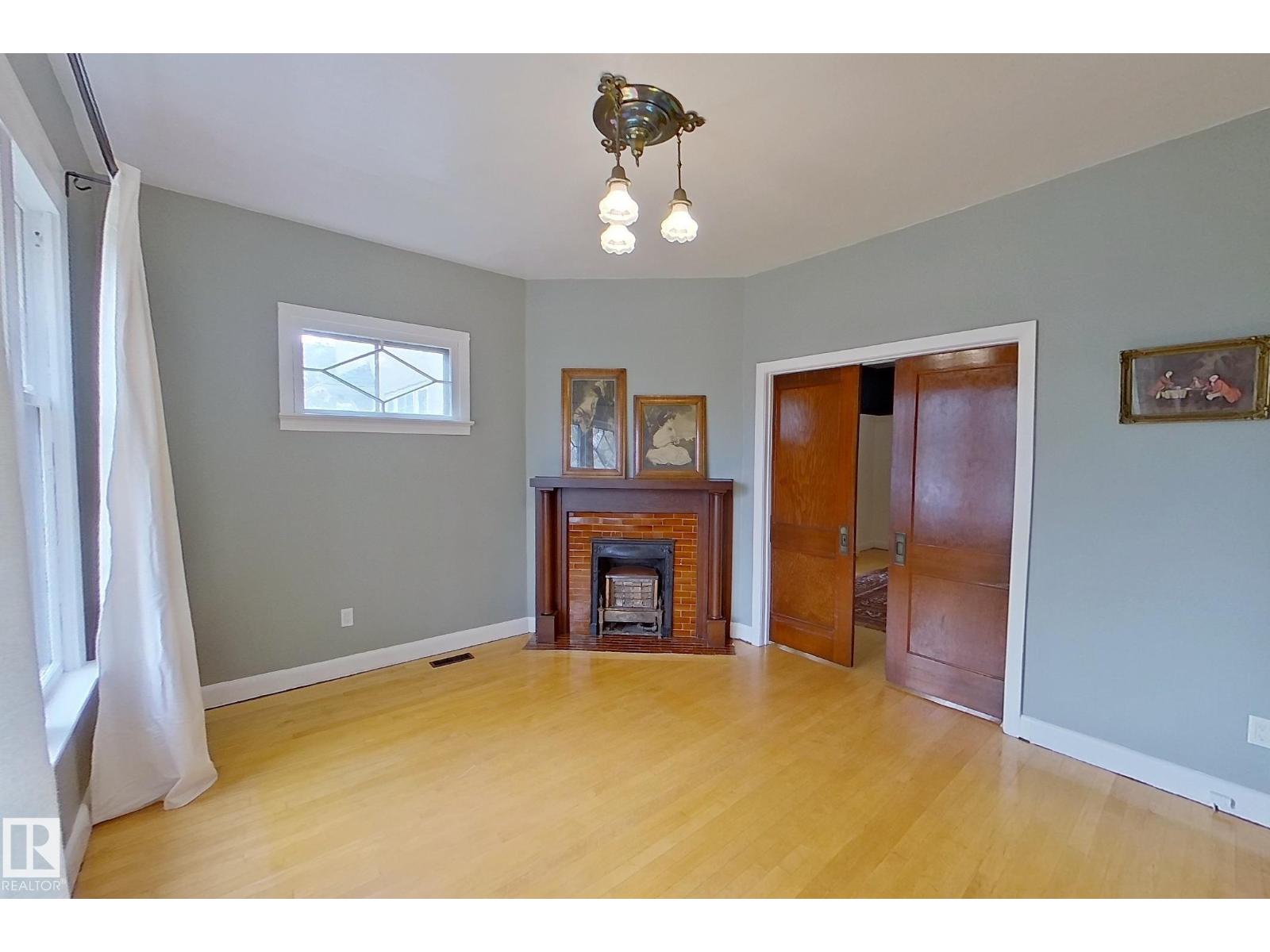 11148 96 St Nw Nw, Edmonton, Alberta  T5G 1S7 - Photo 7 - E4461878